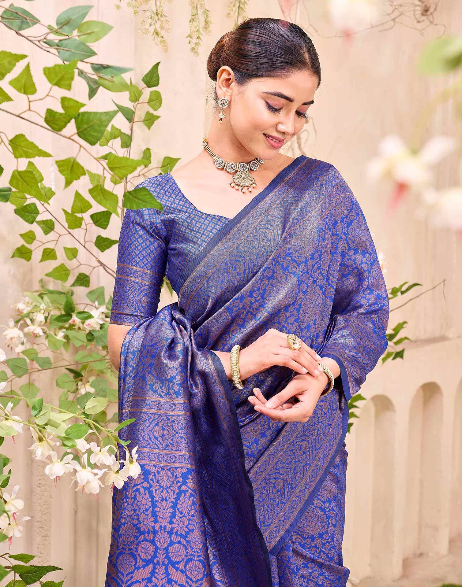 Blue Silk Woven Banarasi Saree - Image 2