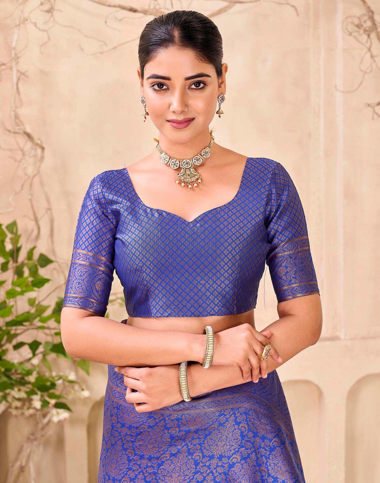 Blue Silk Woven Banarasi Saree - Image 7