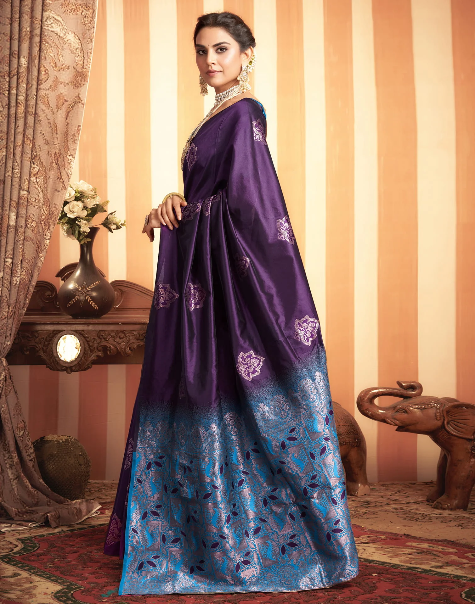Blue Silk Woven Banarasi Saree - Image 4