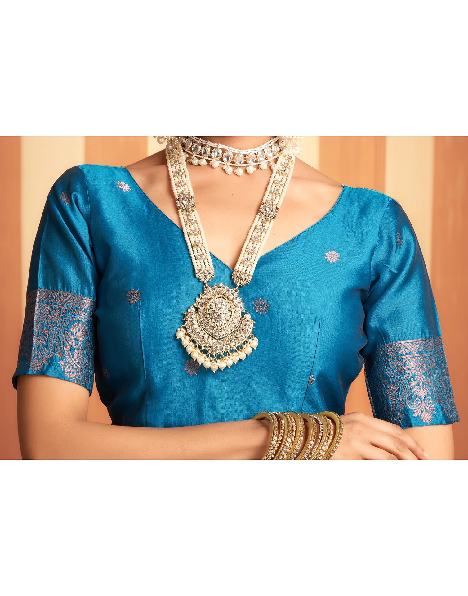 Blue Silk Woven Banarasi Saree - Image 9