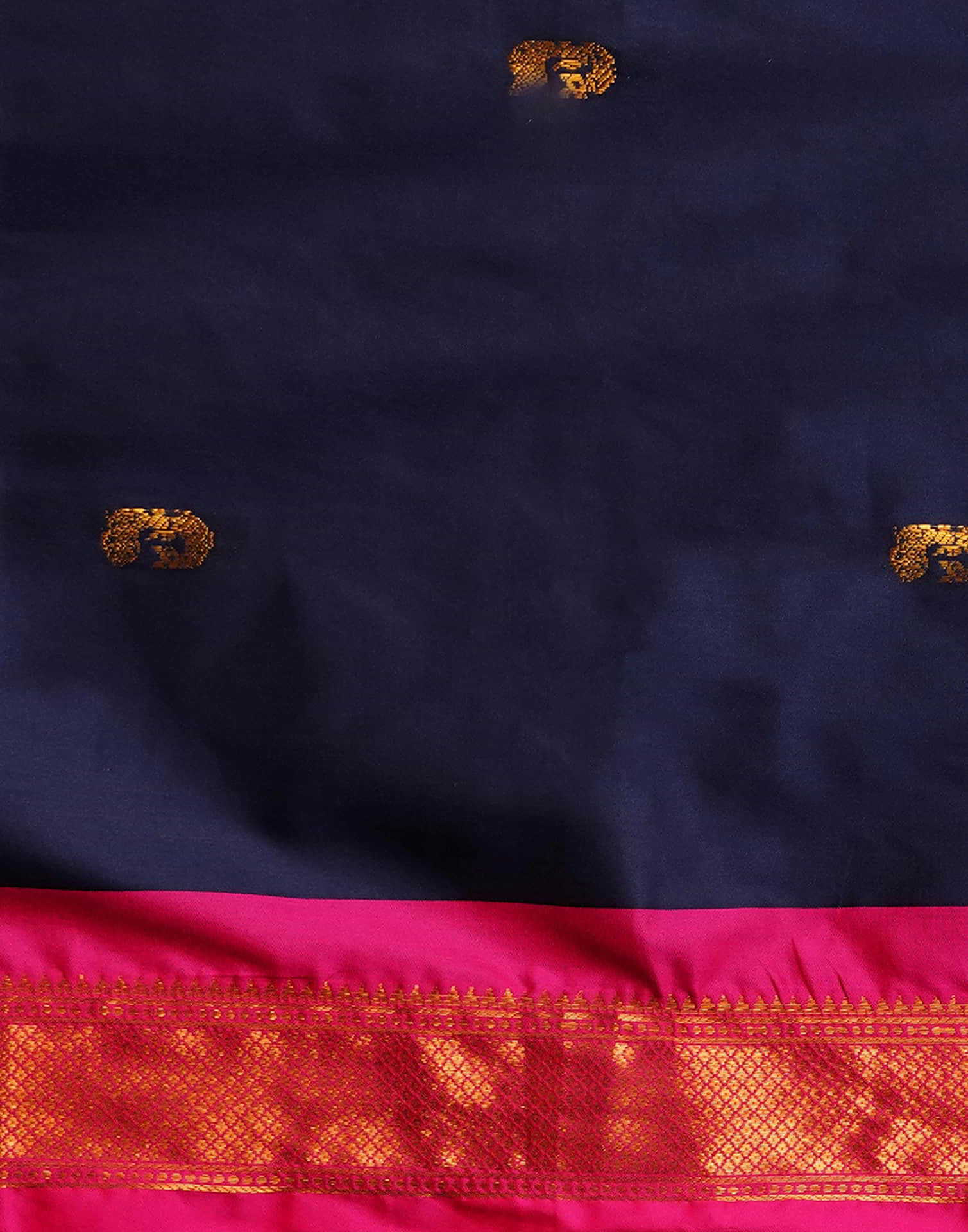 Navy Blue Silk Woven Kanjivaram Saree - Image 7