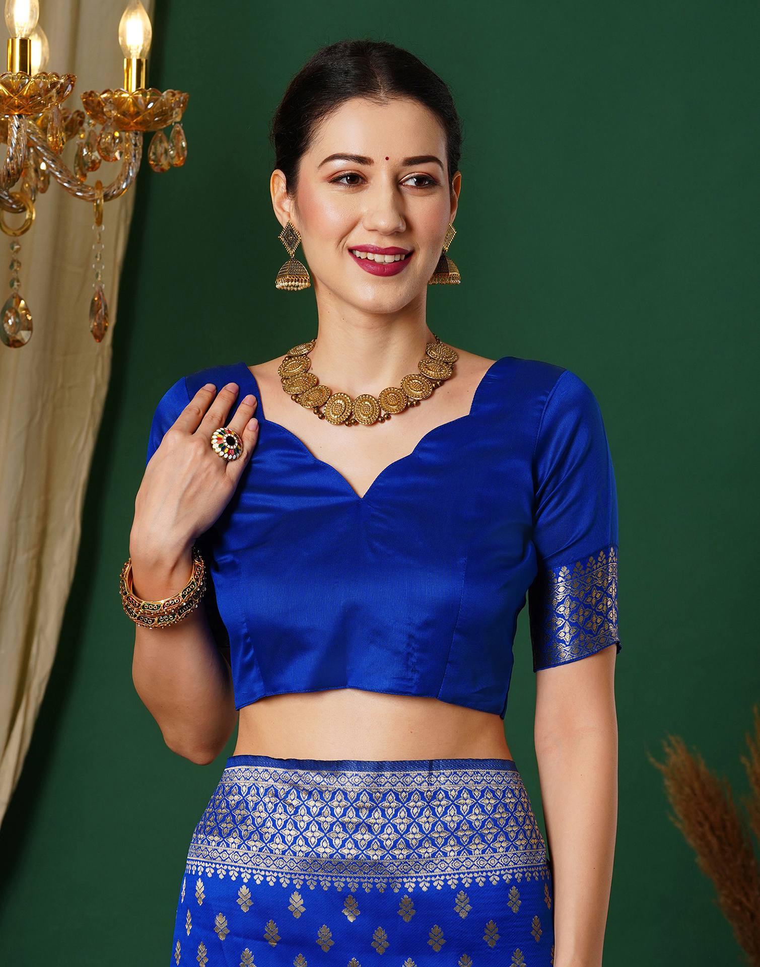 Blue Silk Woven Banarasi Saree - Image 6