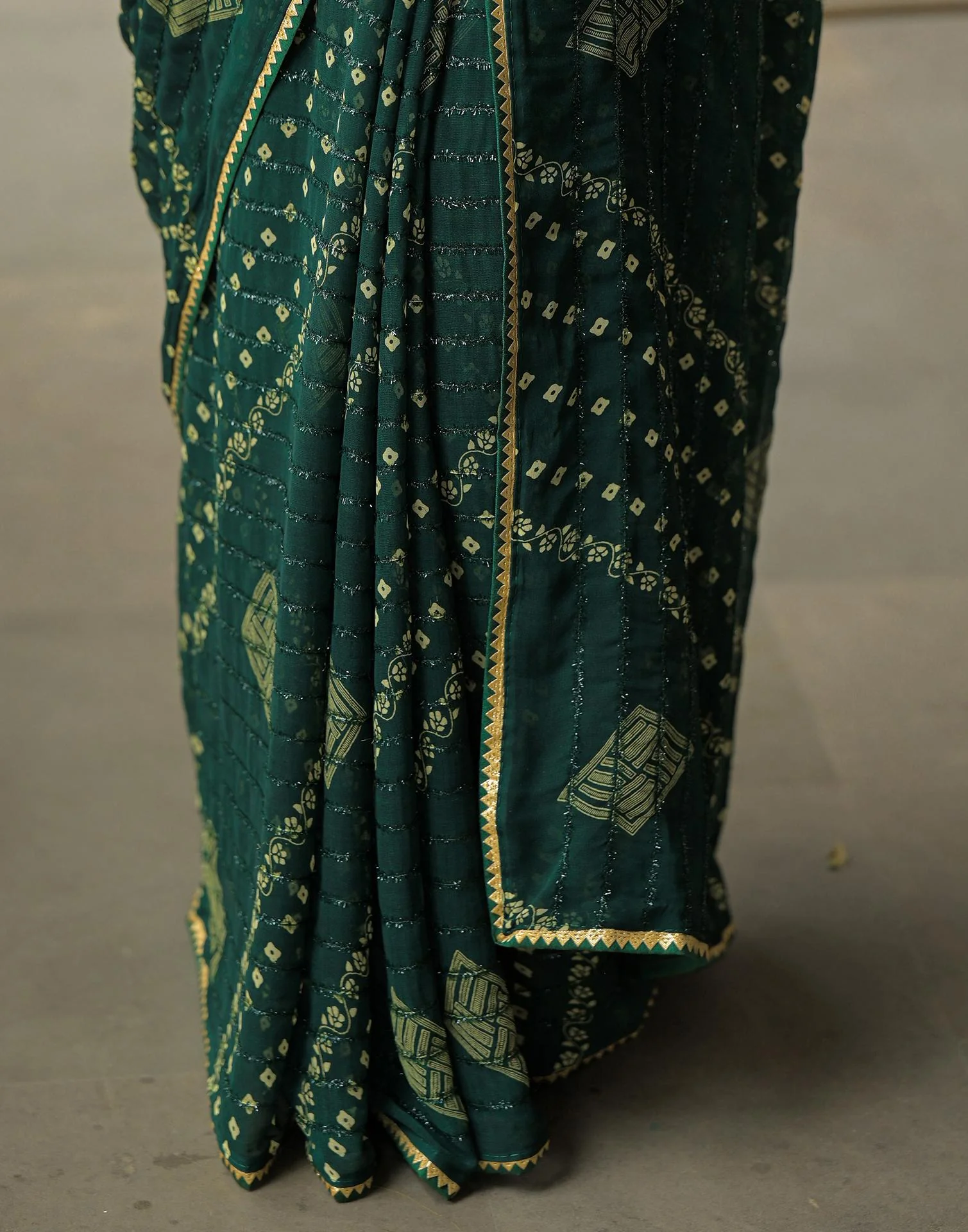 Bottle Green Georgette Printed Bandhani Saree - Image 9