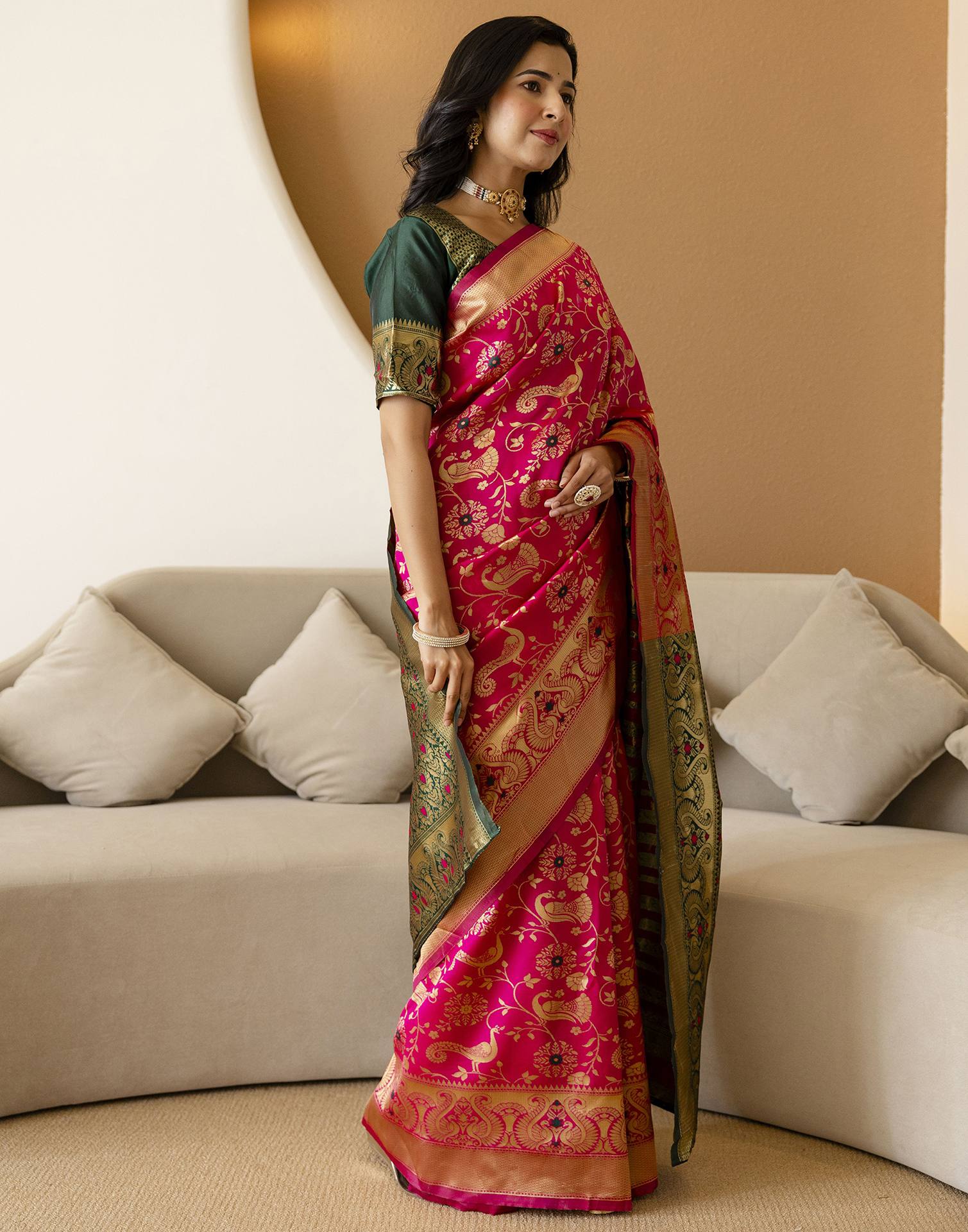 Pink Silk Woven Banarasi Saree - Image 11