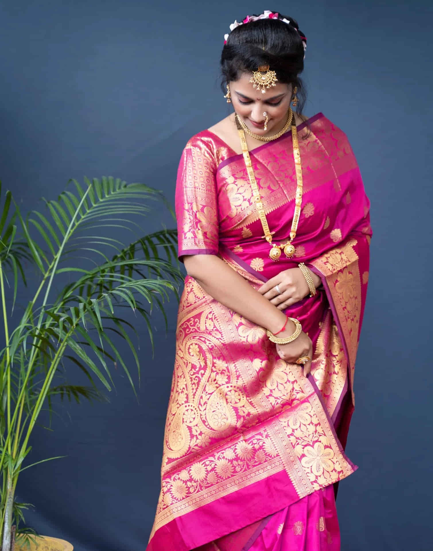 Bright Pink Silk Woven Banarasi Saree - Image 4