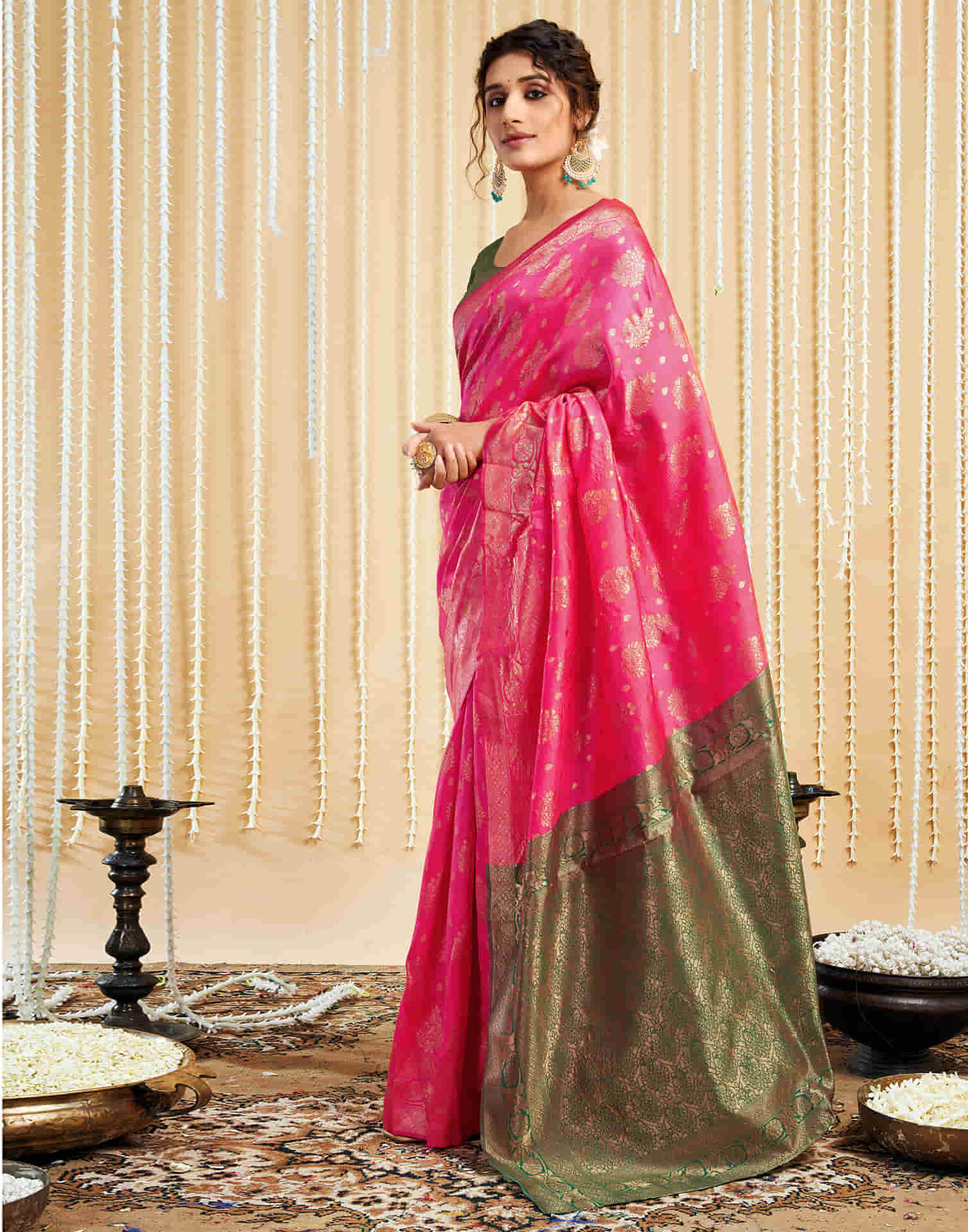 Bright Pink Silk Woven Banarasi Saree - Image 4
