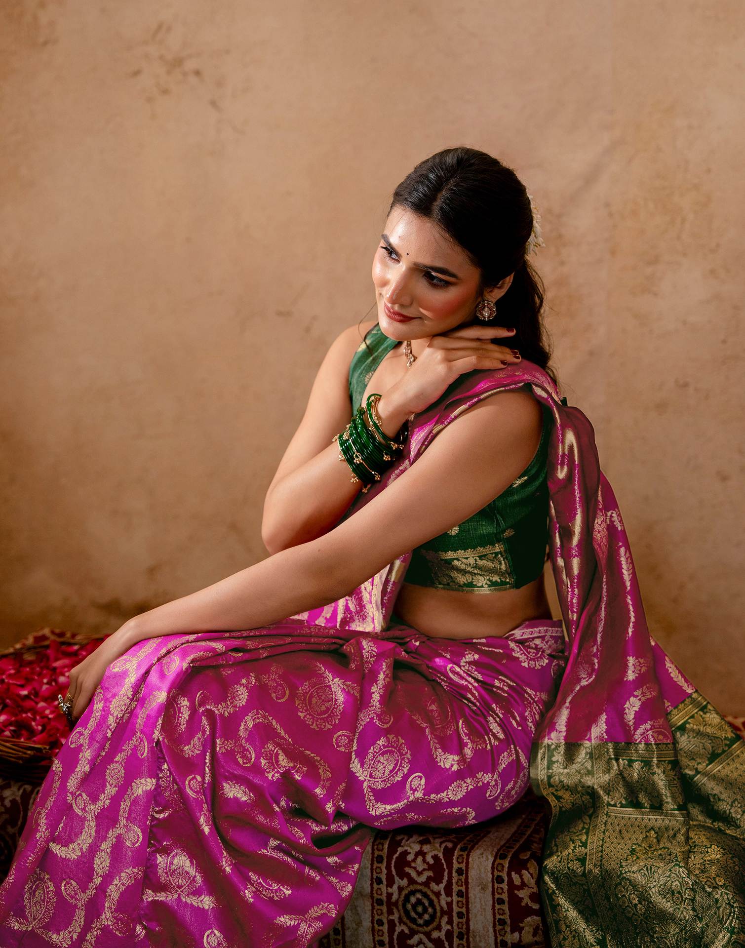 Bright Pink Silk Woven Banarasi Saree - Image 4