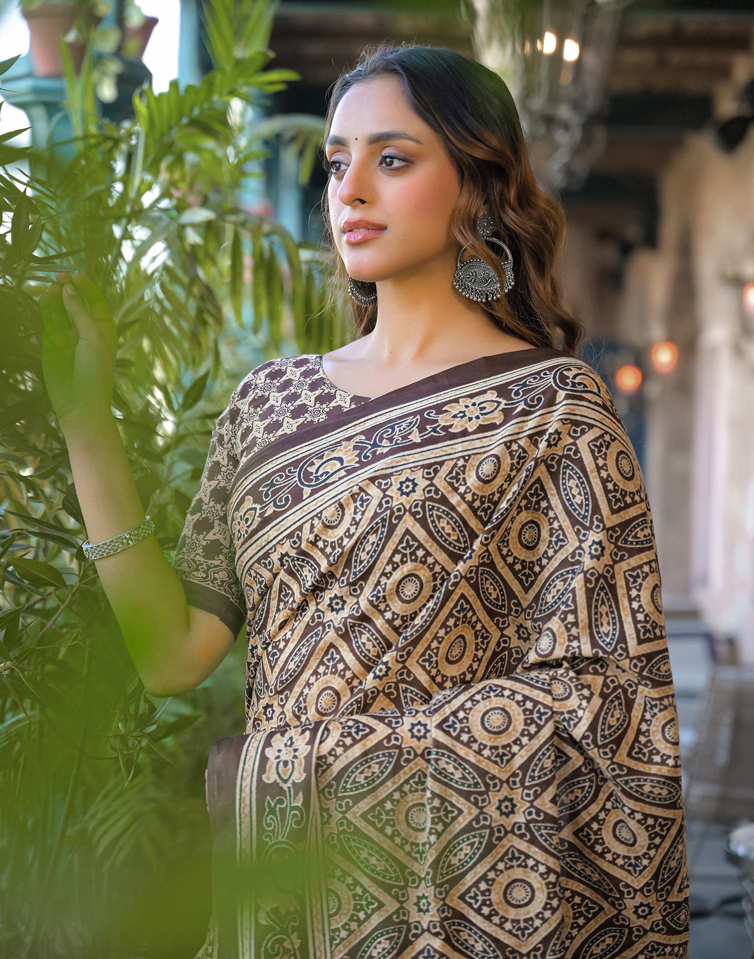 Brown Cotton Printed Saree - Image 4