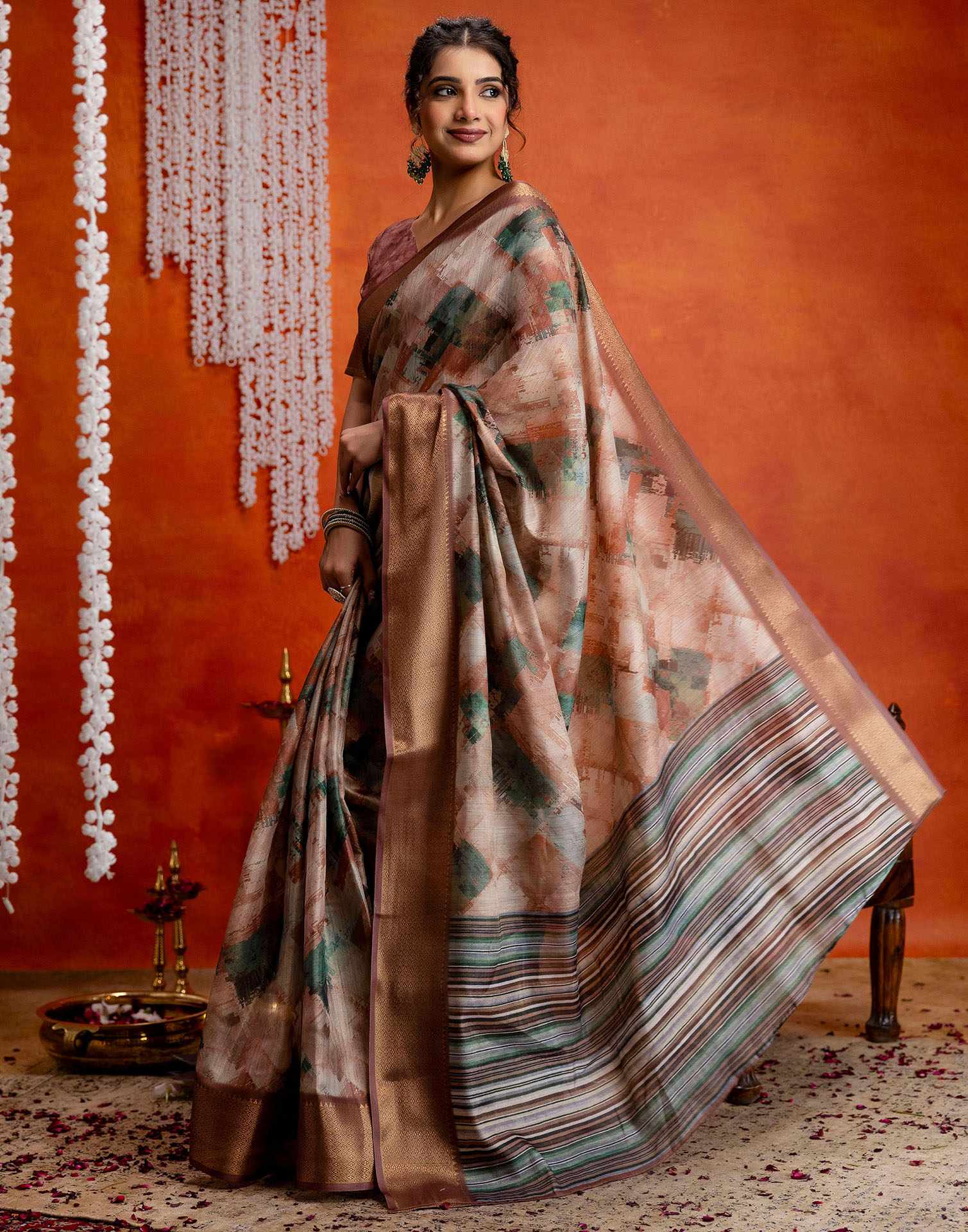 Brown Cotton Printed Woven Saree - Image 5