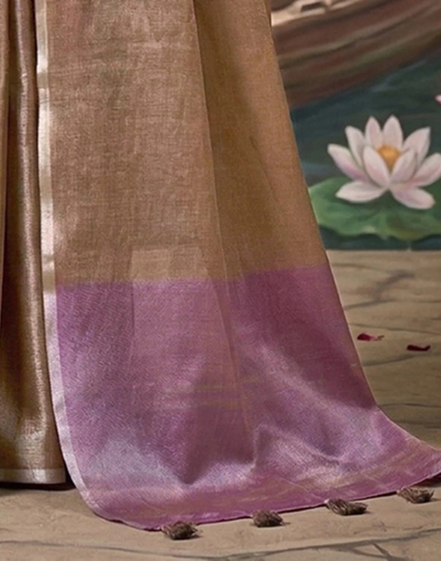 Brown Cotton Silk Tassels Woven Saree - Image 6