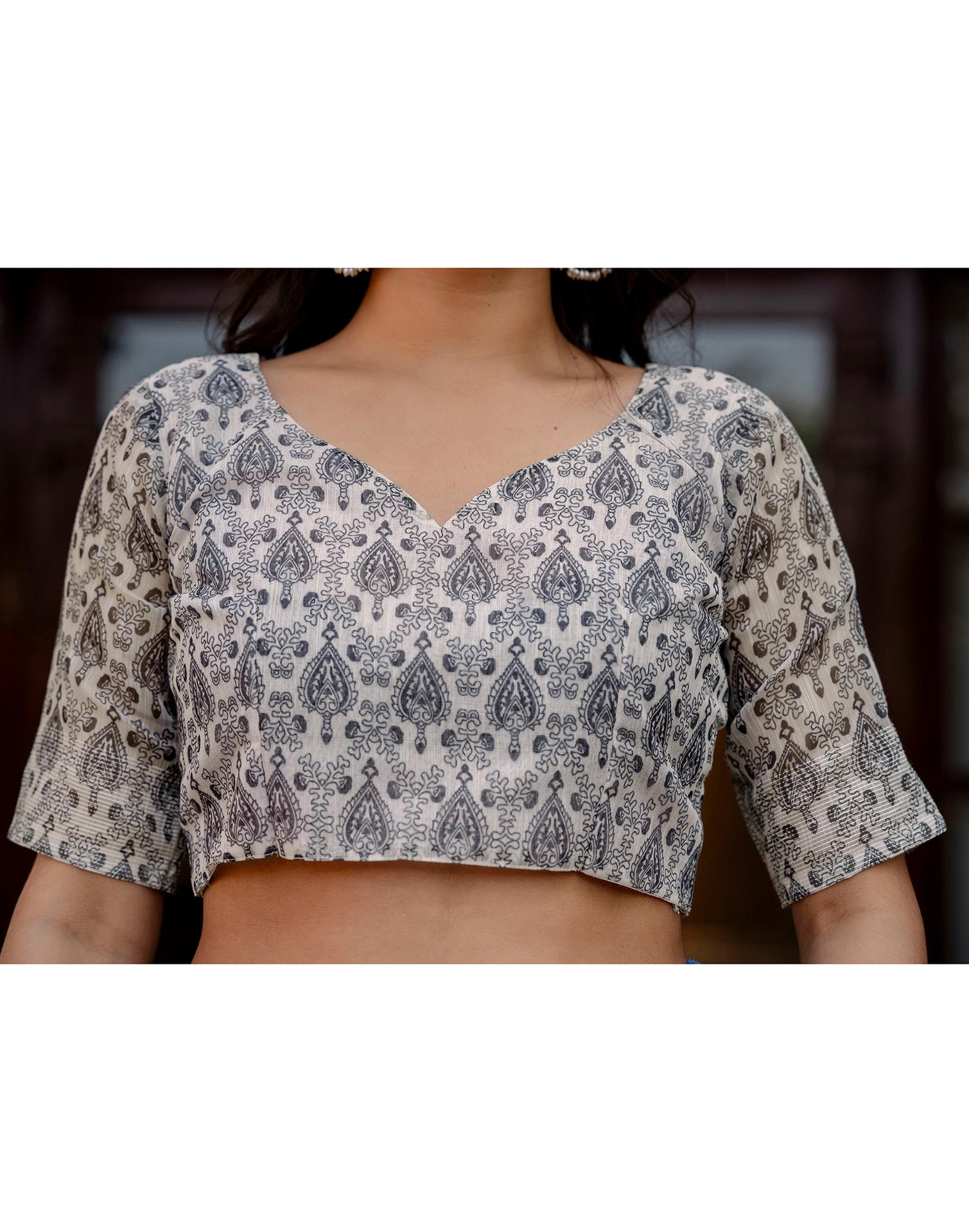 Brown Linen Kalamkari Printed Saree - Image 12