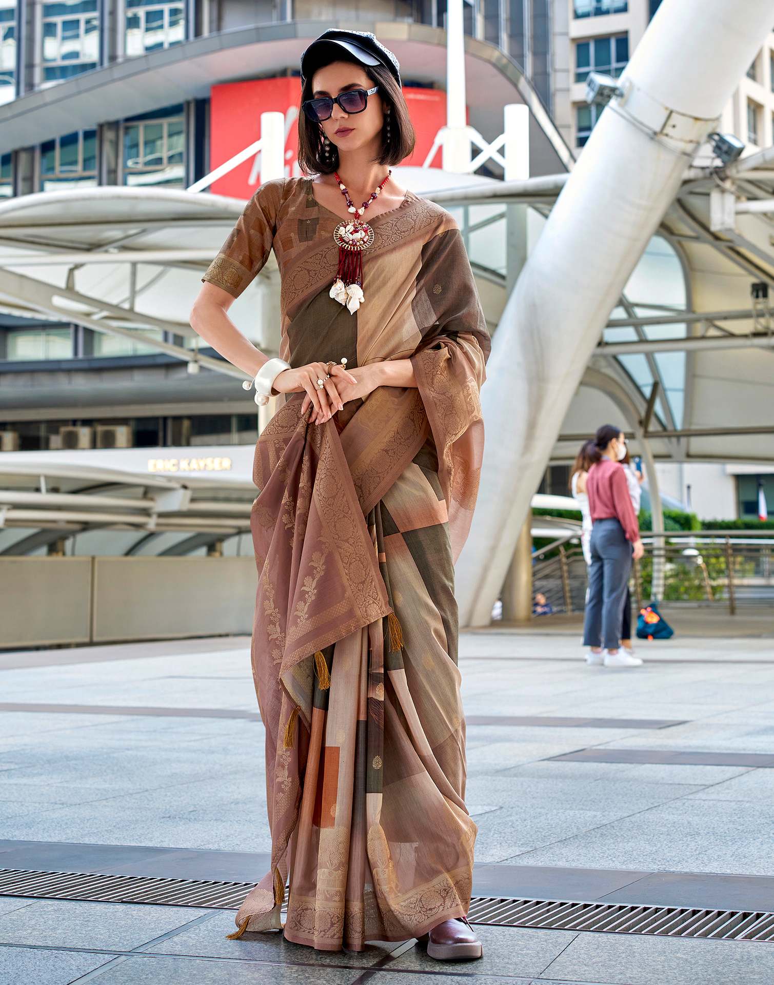 Brown Silk Printed Woven Saree - Image 5