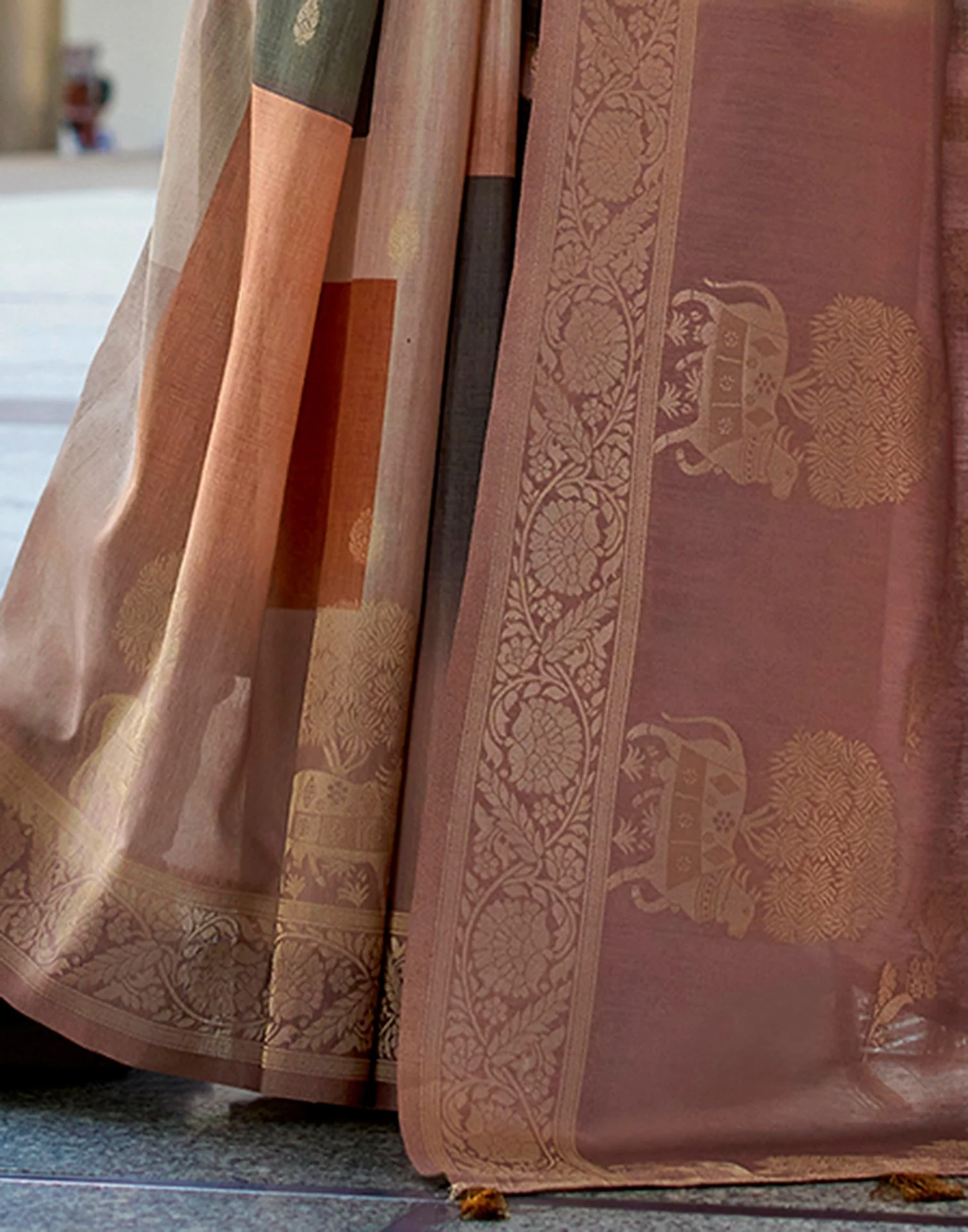 Brown Silk Printed Woven Saree - Image 6