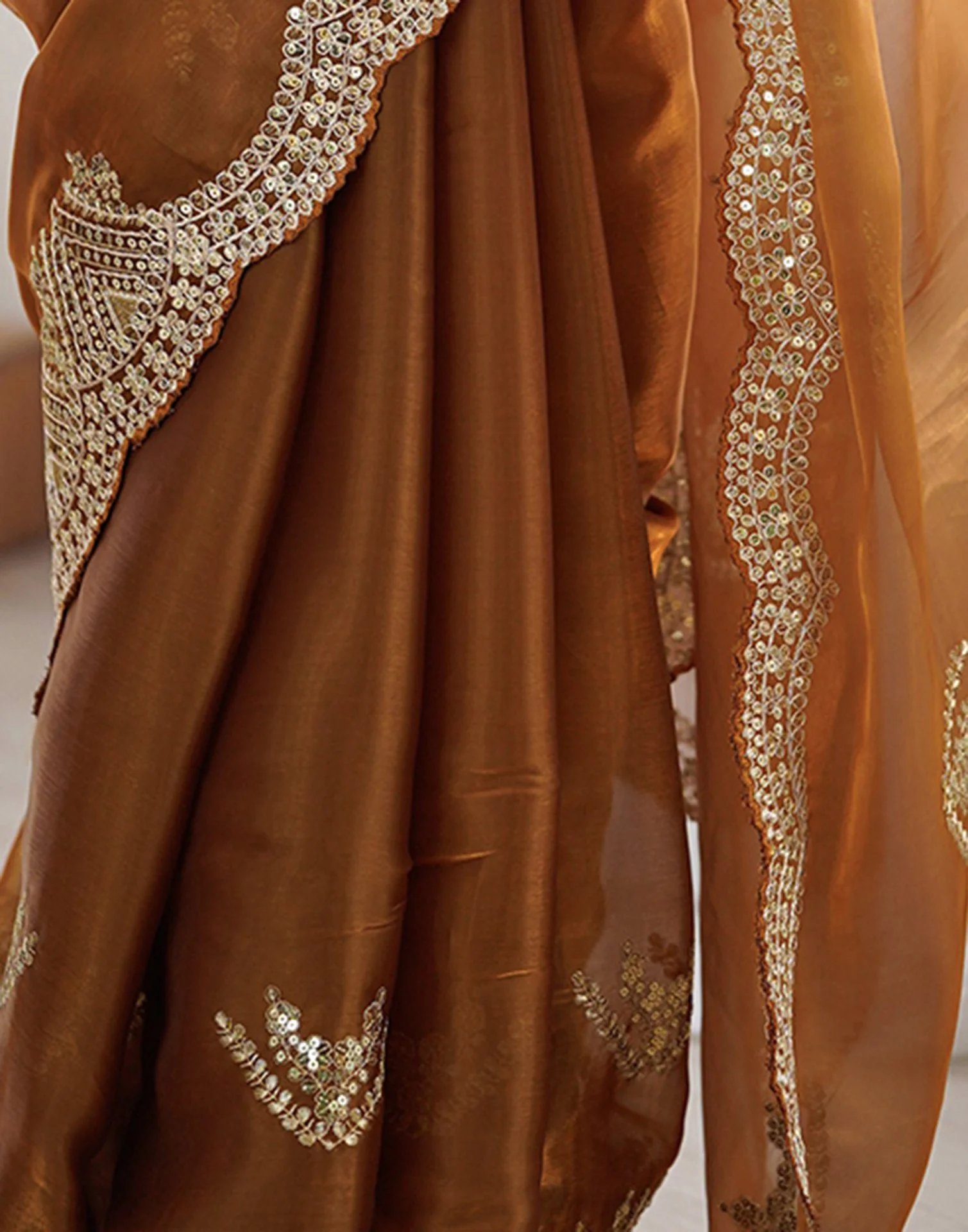 Brown Tissue Silk Sequence Embroidery Saree - Image 11