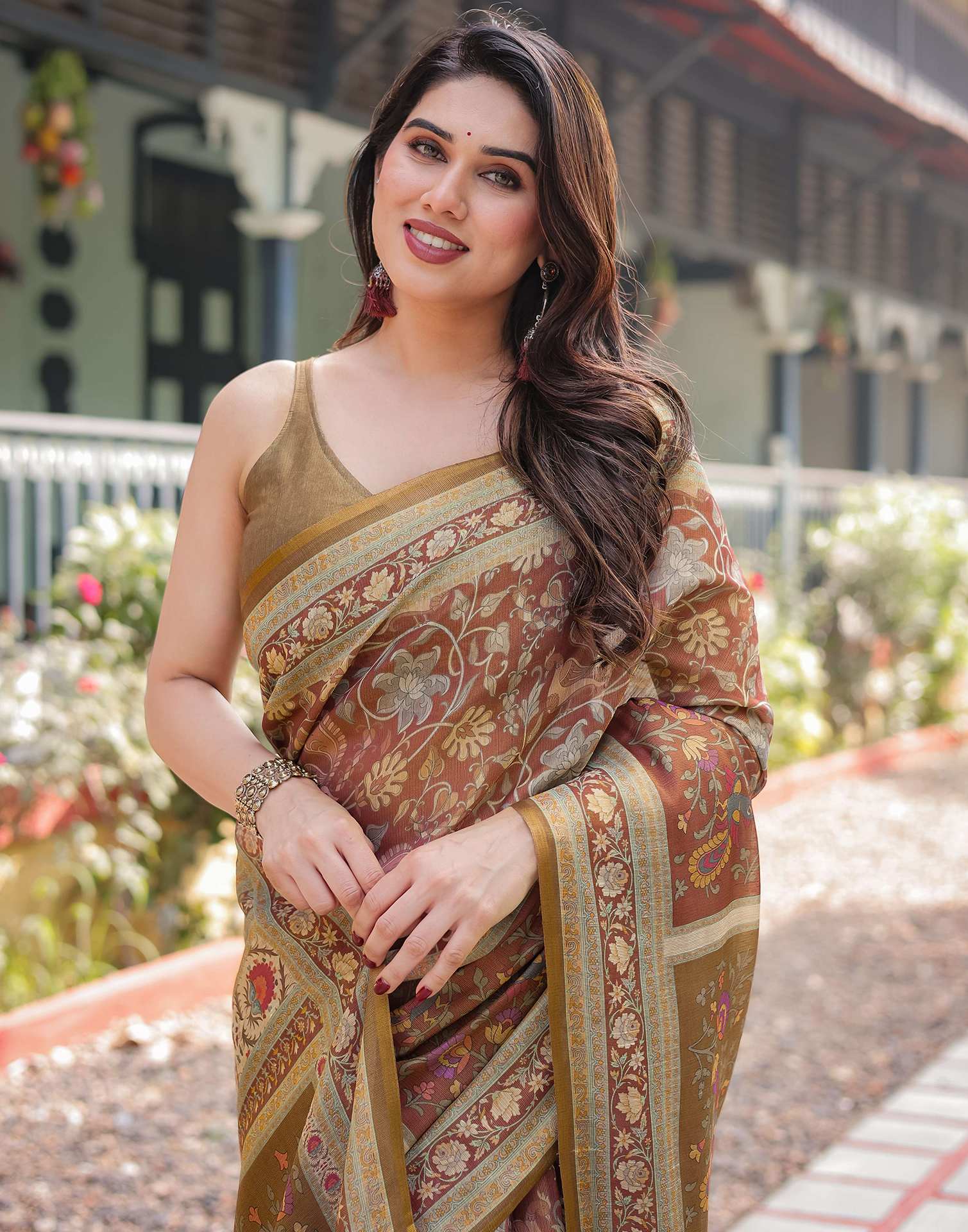 Chestnut Brown Linen Floral Printed Saree - Image 2