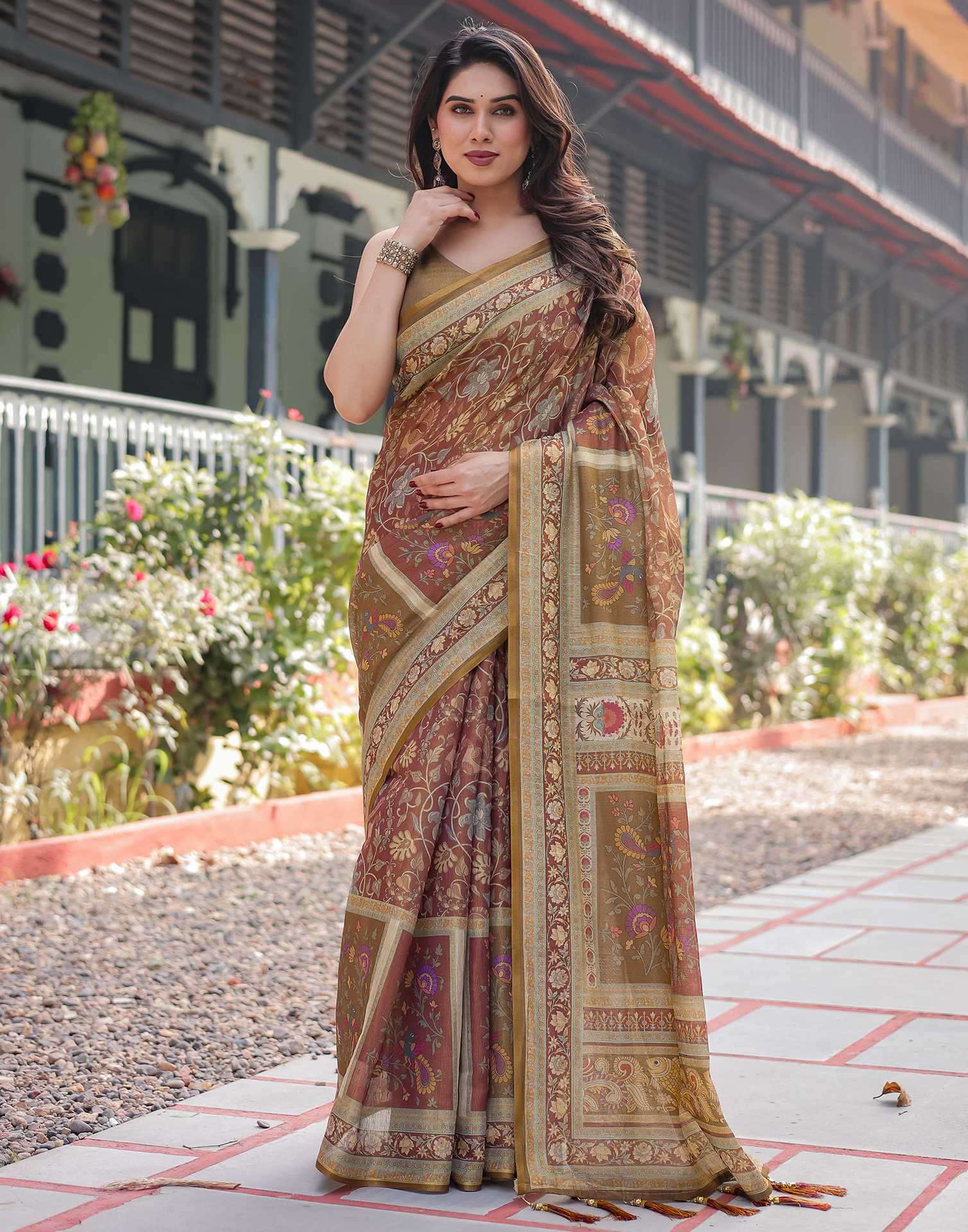 Chestnut Brown Linen Floral Printed Saree - Image 5