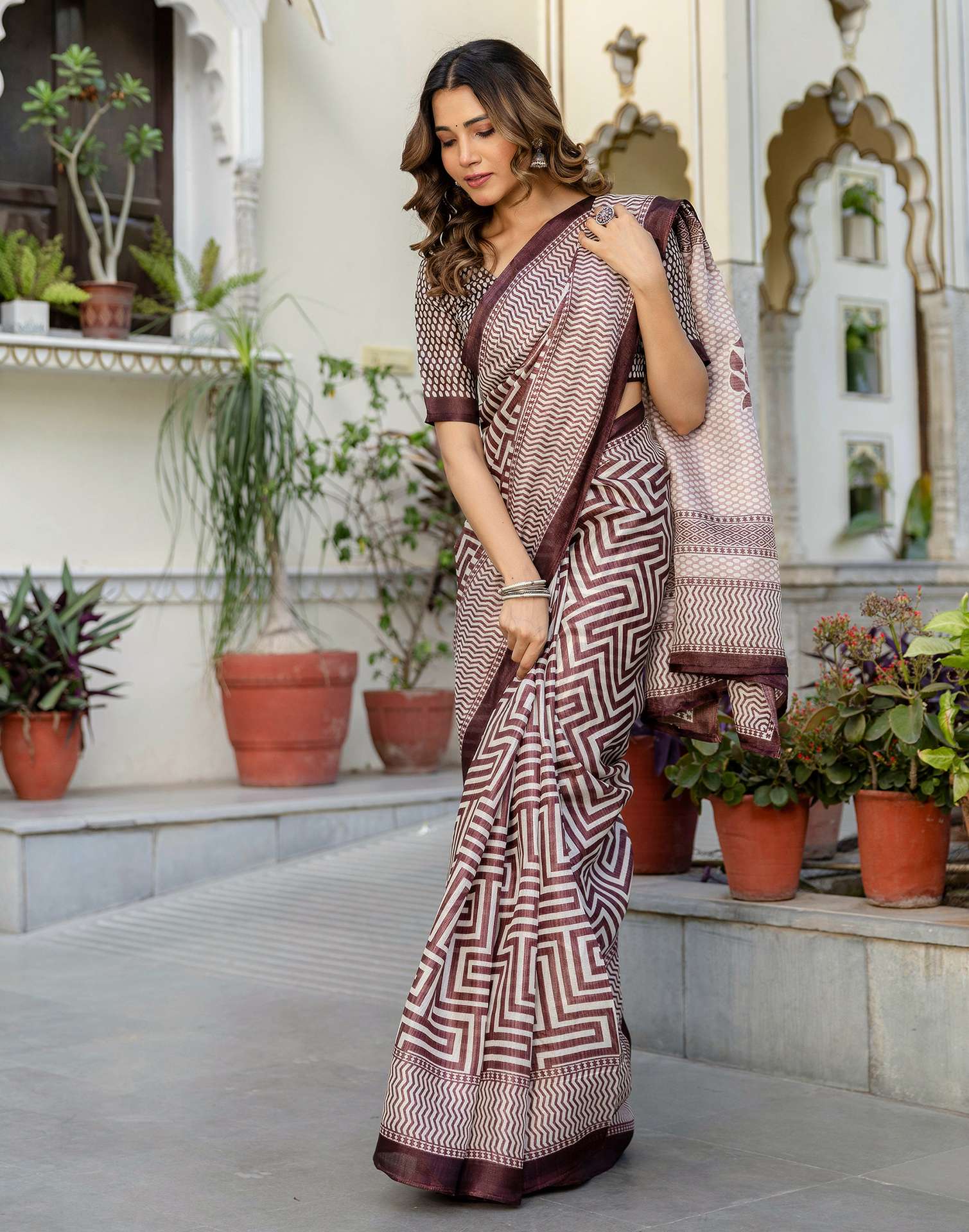 Coffee Brown Khadi Printed Saree - Image 5