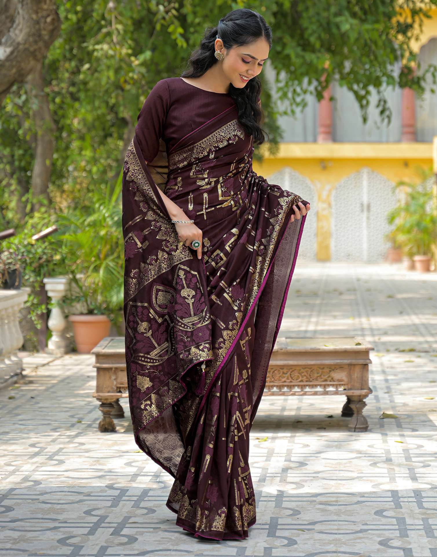 Coffee Brown Vichitra Silk Foil Printed Saree - Image 9