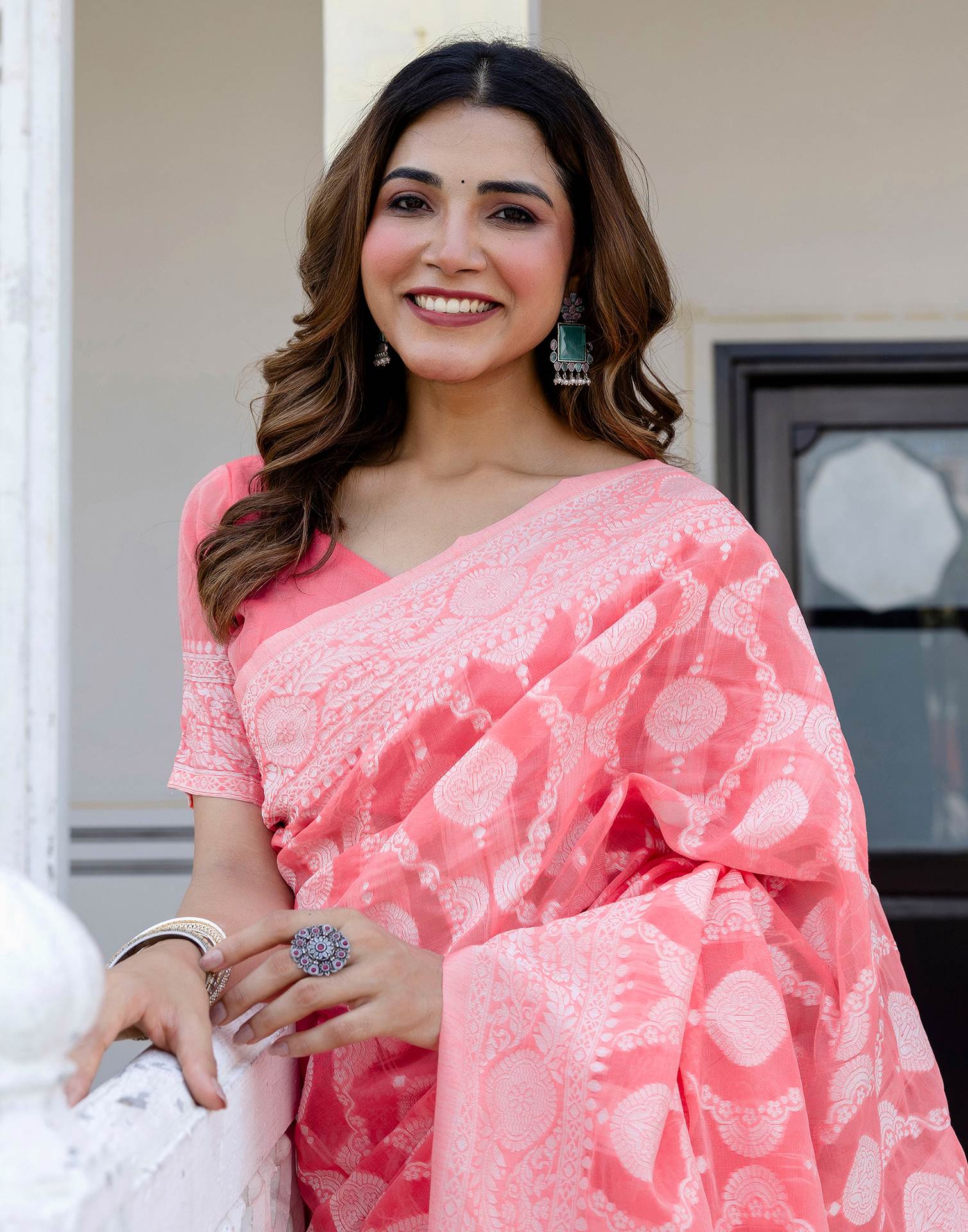 Coral Pink Cotton Woven Saree - Image 2