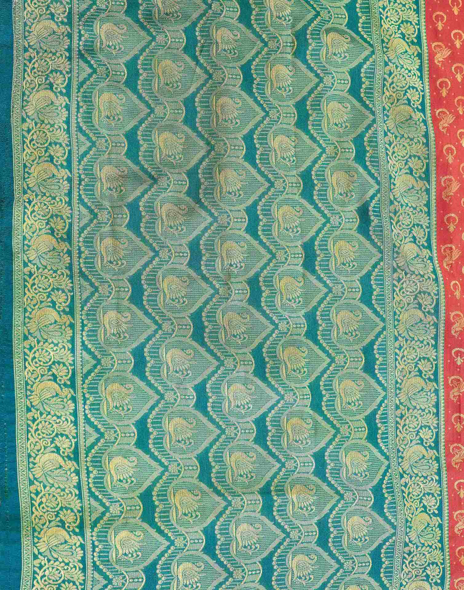 Coral Pink Shimmer Silk Woven Banarasi Saree - Image 8