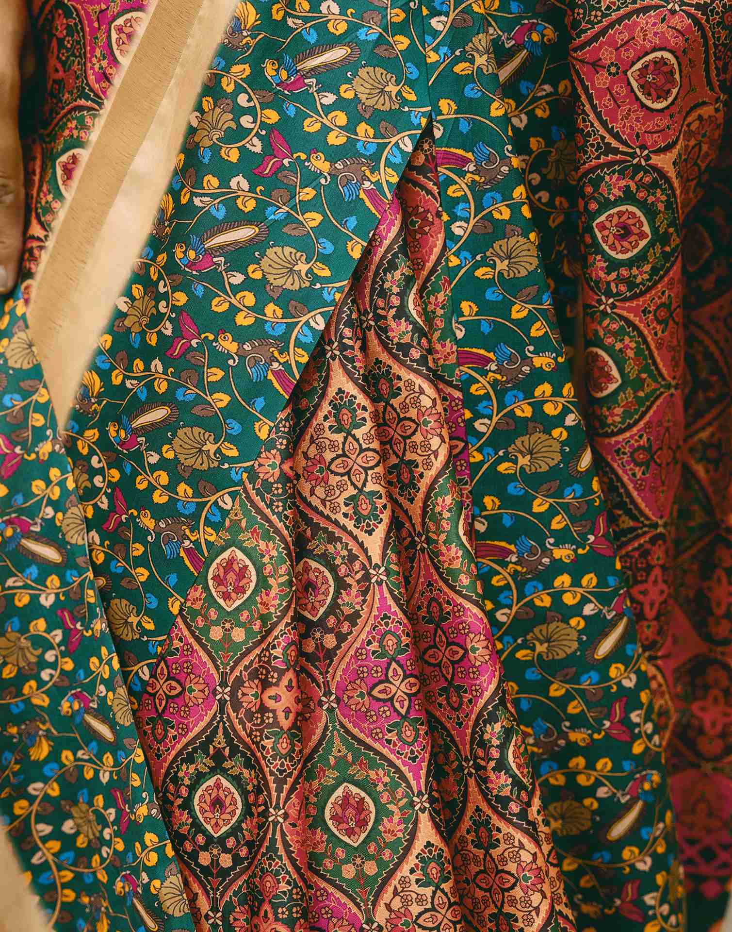 Coral Pink Silk Printed Saree - Image 11