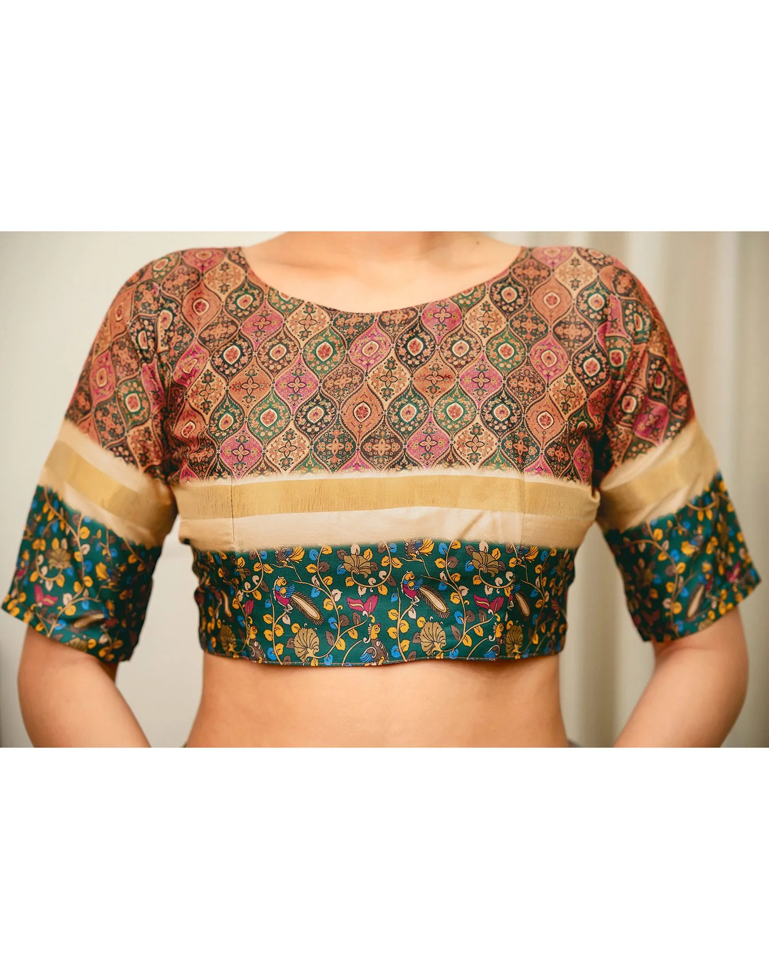 Coral Pink Silk Printed Saree - Image 12