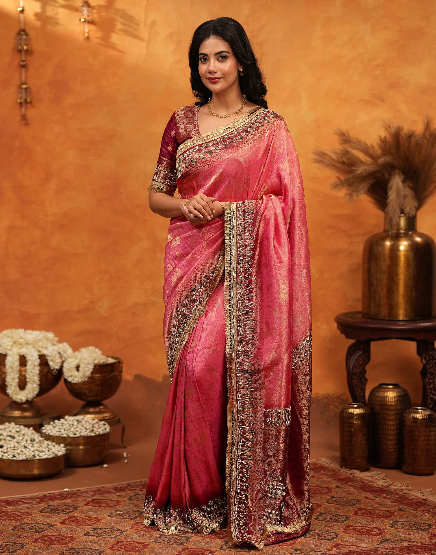 Coral Pink Silk Woven Banarasi Saree - Image 4