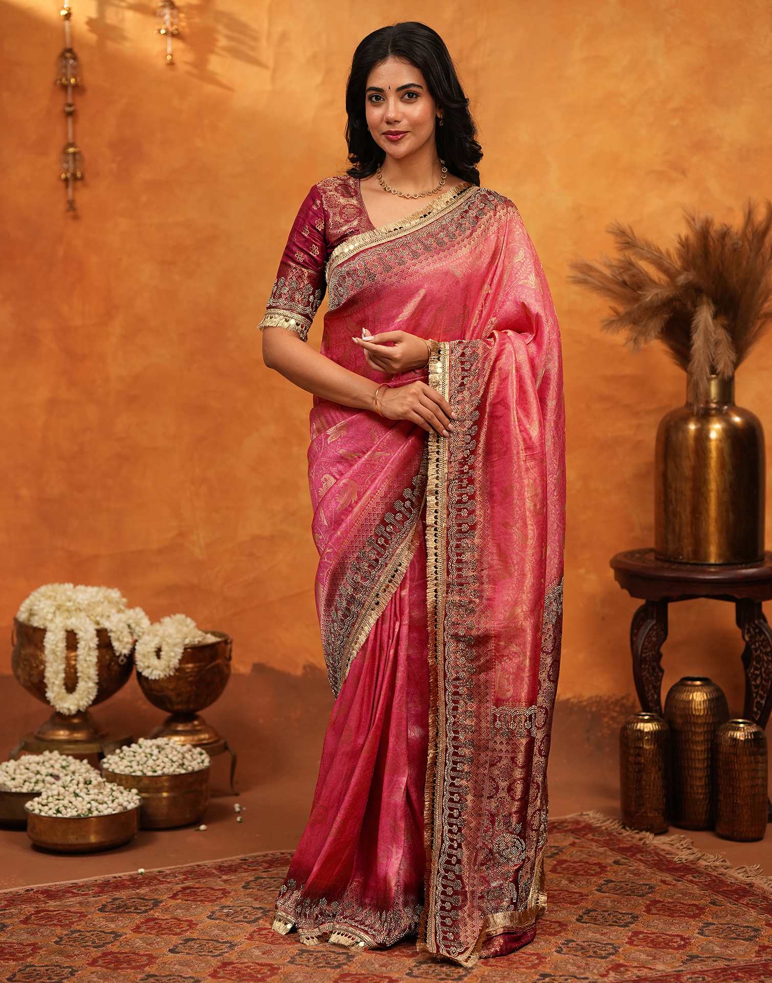 Coral Pink Silk Woven Banarasi Saree - Image 5