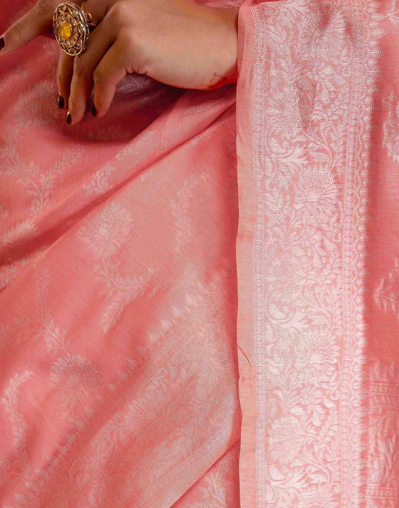 Coral Pink Silk Woven Banarasi Saree - Image 12