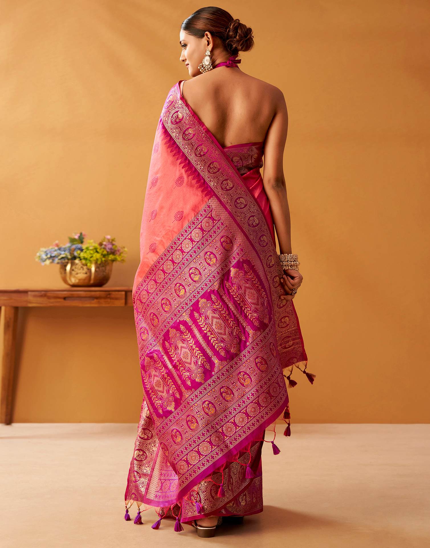 Coral Pink Silk Woven Kanjivaram Saree - Image 6