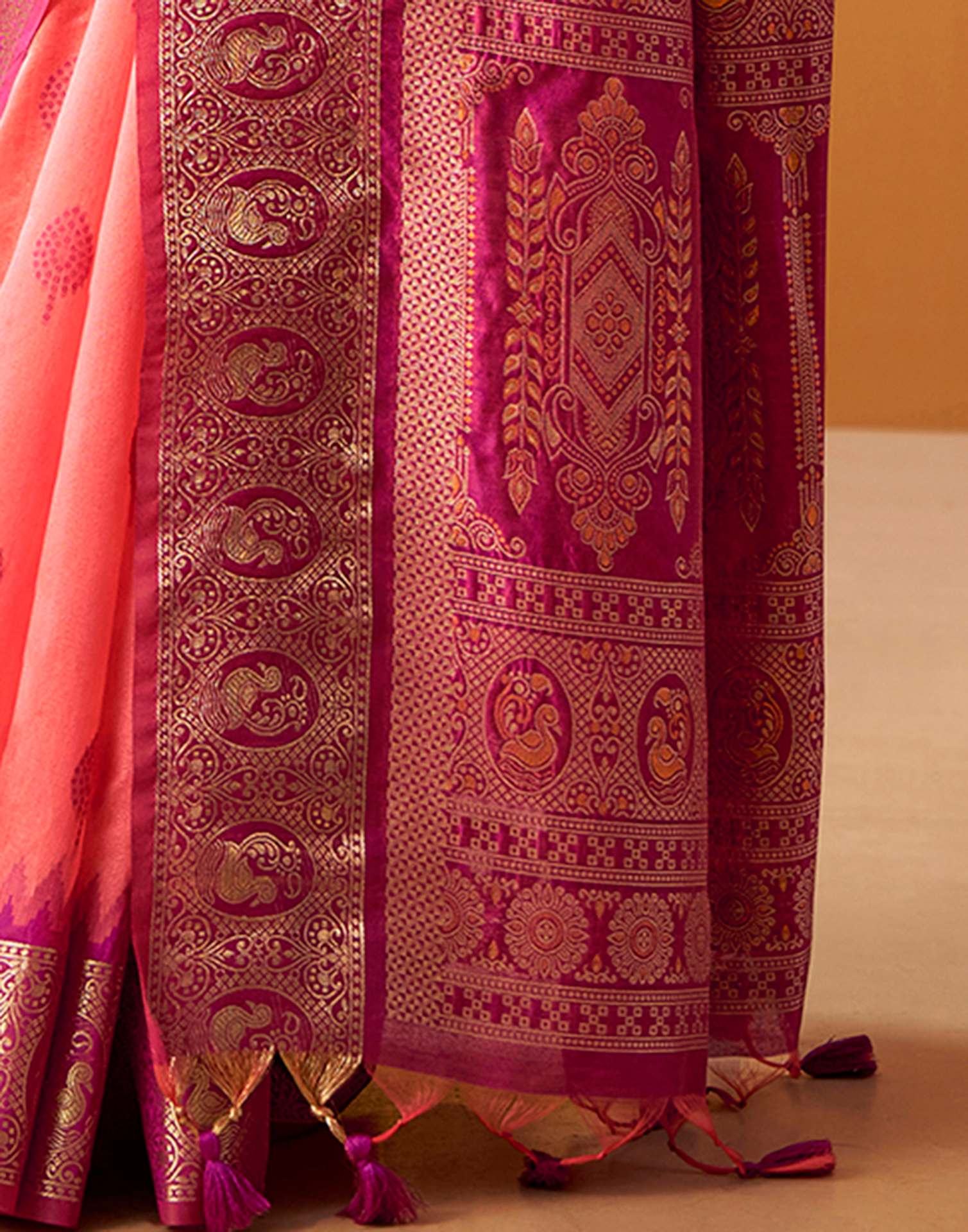 Coral Pink Silk Woven Kanjivaram Saree - Image 7