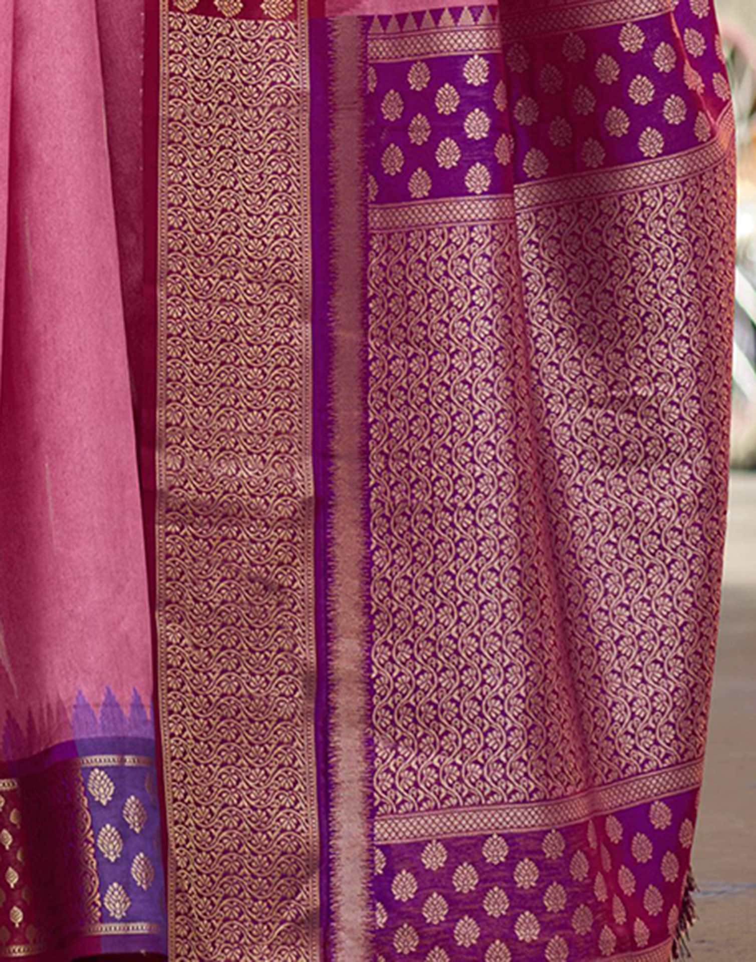 Coral Pink Silk Woven Saree - Image 6