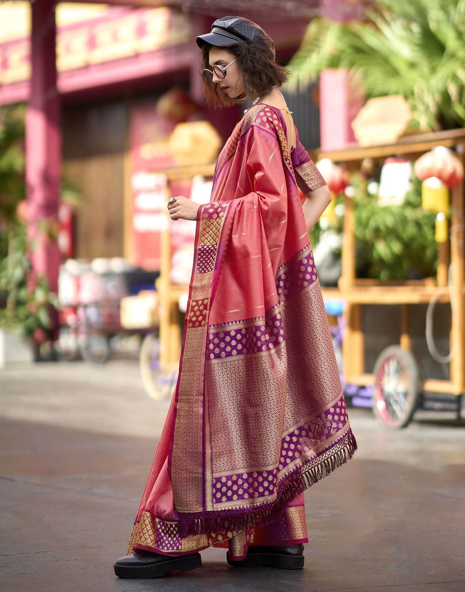 Coral Pink Silk Woven Saree - Image 5