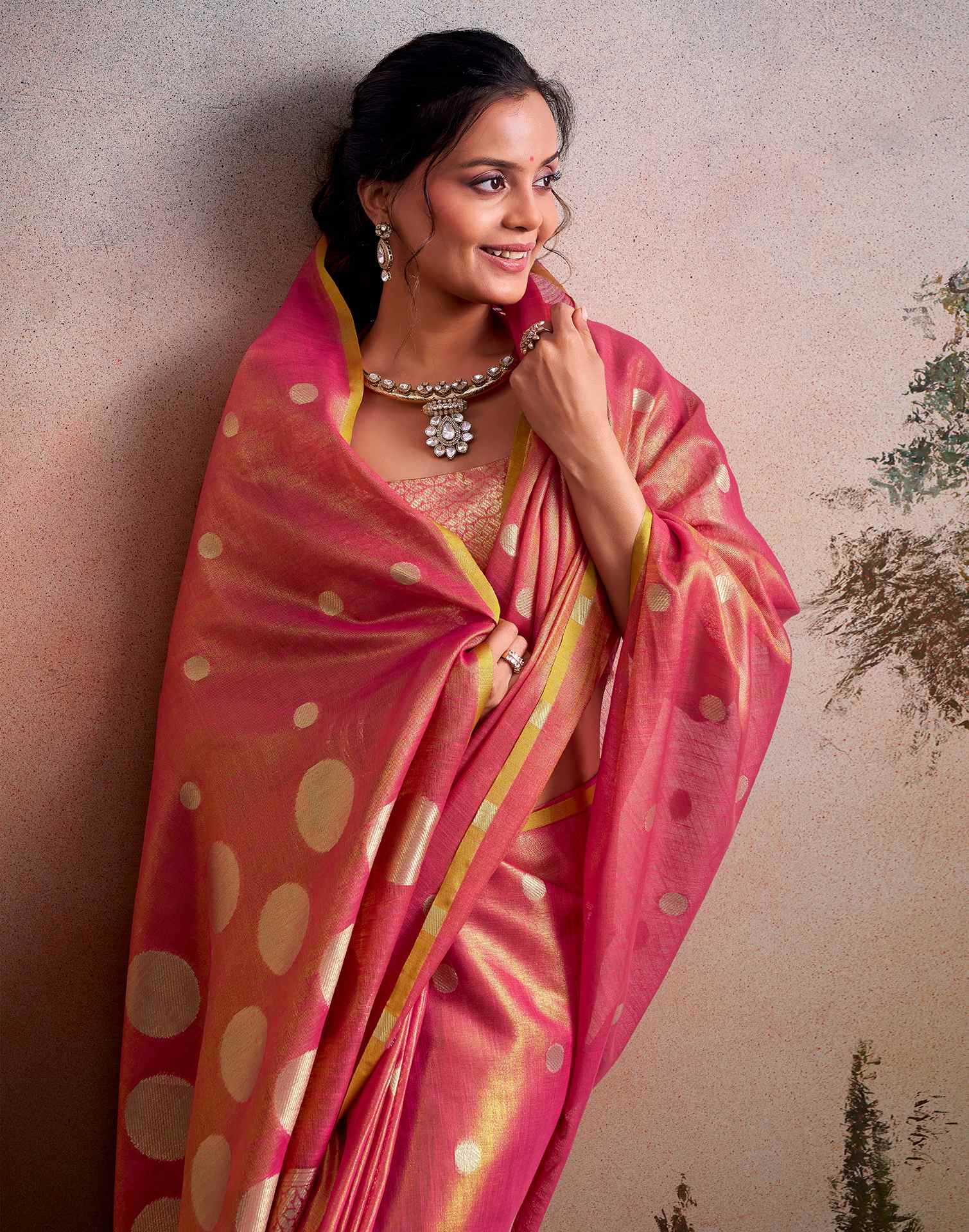 Coral Pink Tissue Silk Woven Saree - Image 4