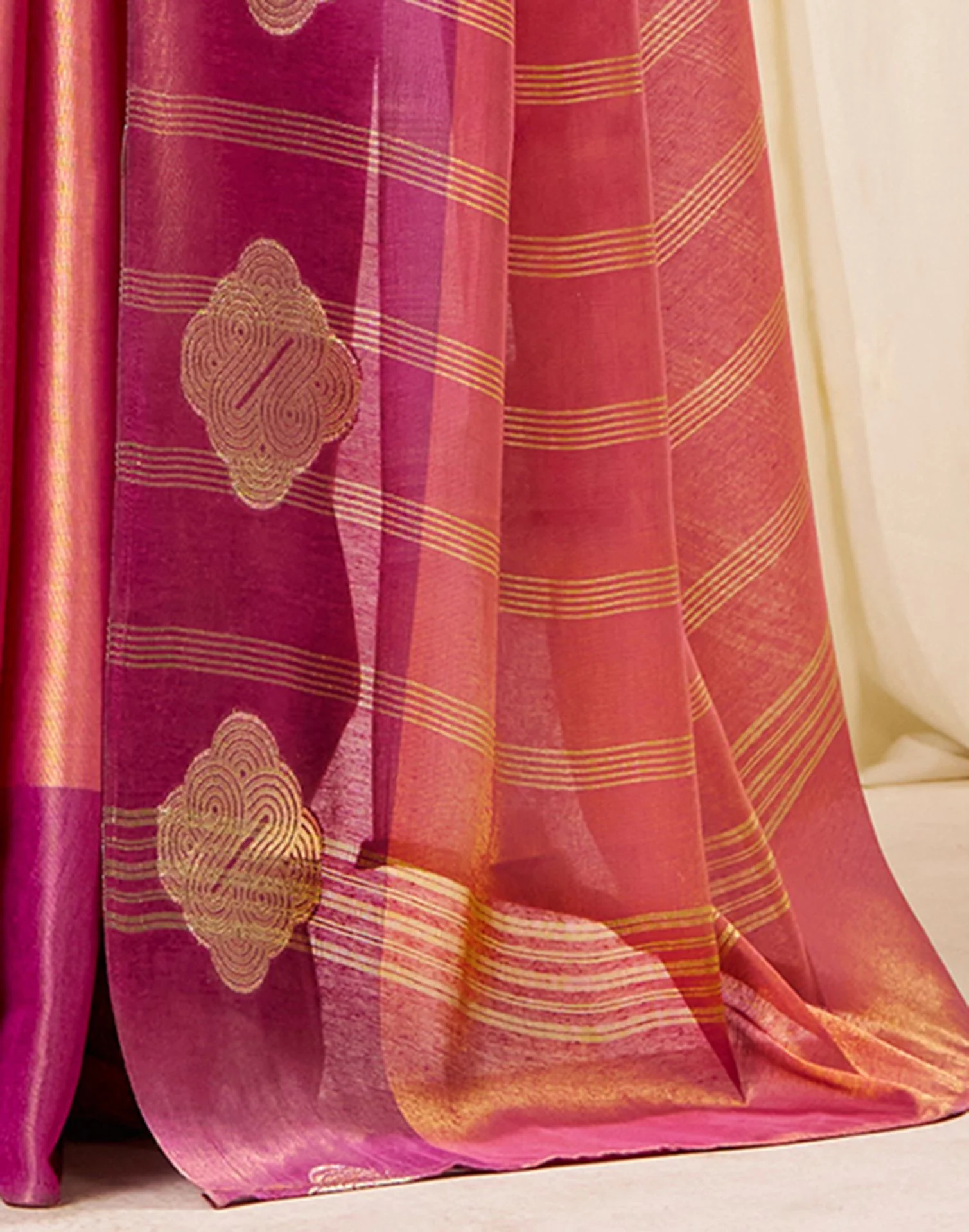 Coral Pink Tissue Silk Woven Saree - Image 4