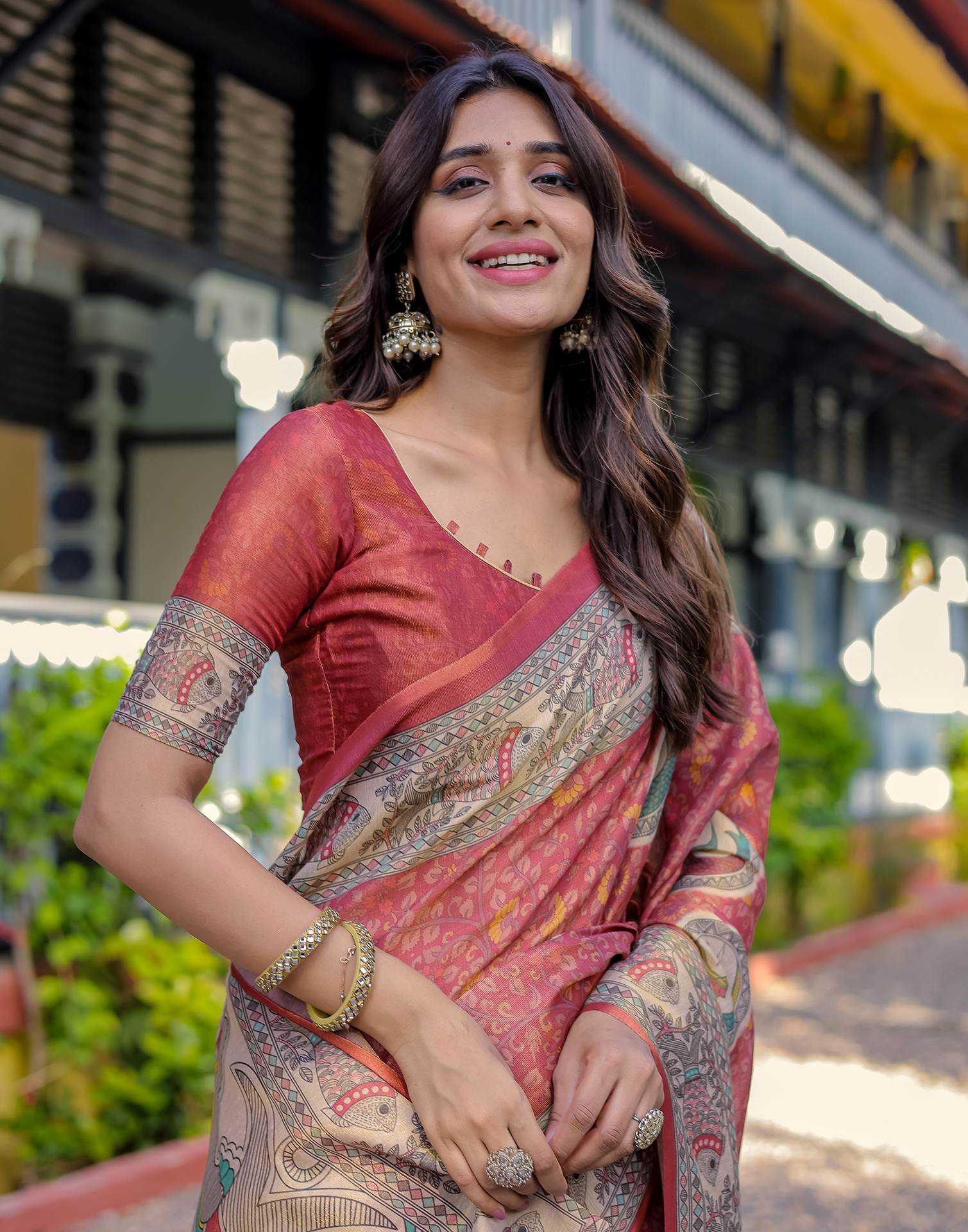 Coral Red Shimmer Silk Printed Kalamkari Saree - Image 4