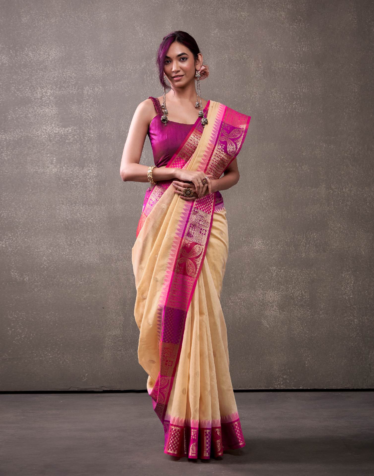 Cream Cotton Woven Banarasi Saree - Image 5