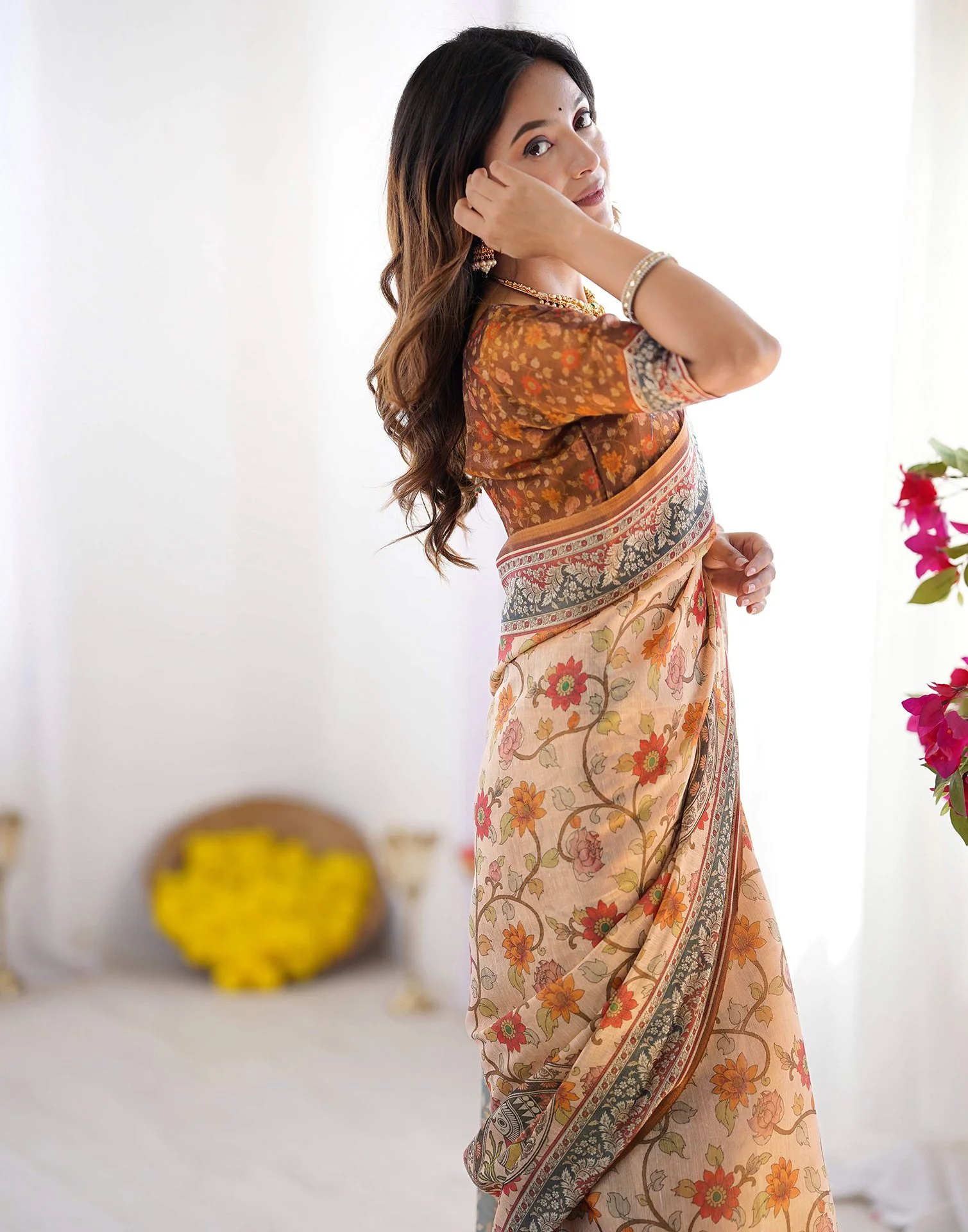 Cream Linen Kalamkari Saree - Image 7