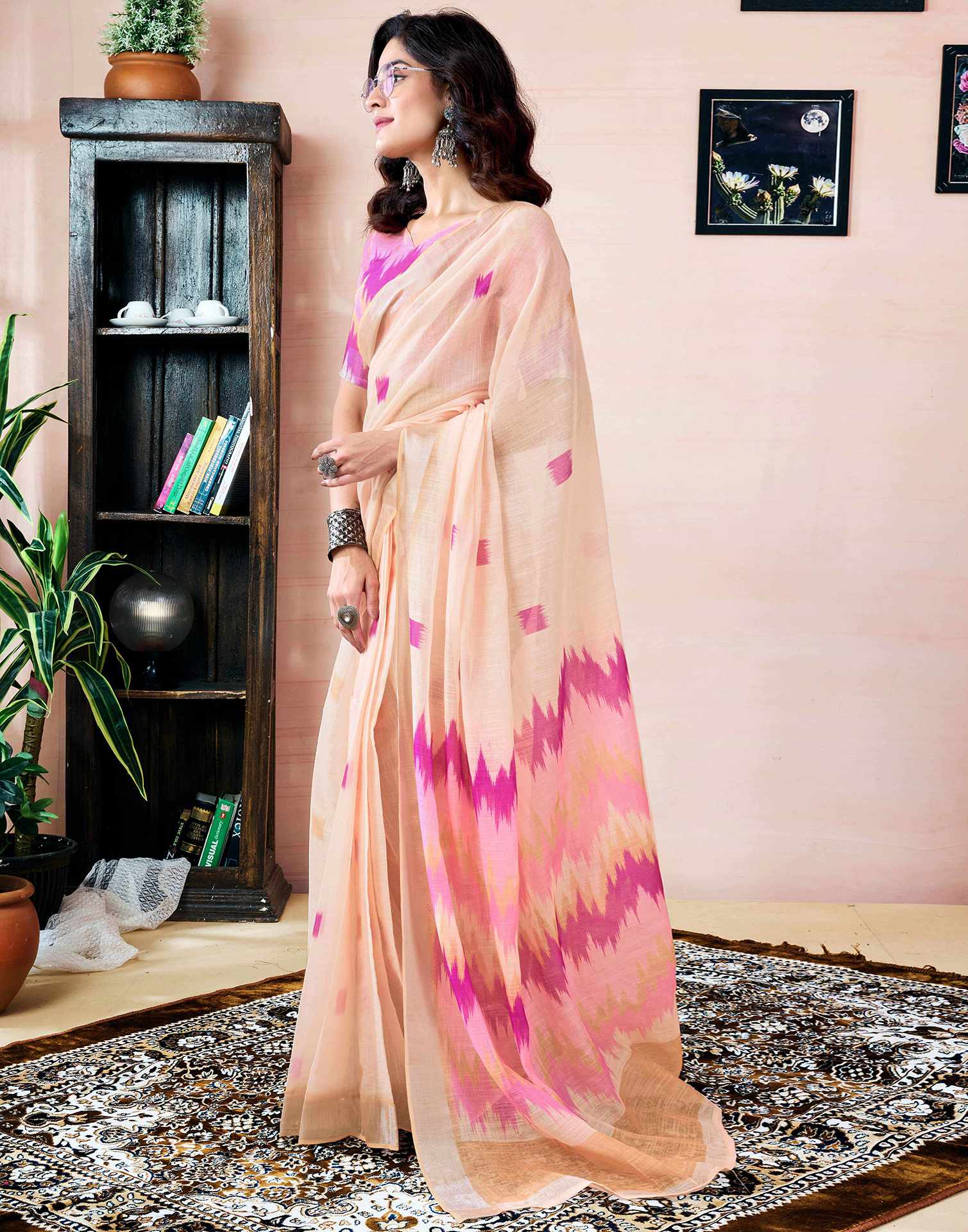Ready To Wear Cream Linen Printed Saree With Pocket - Image 6