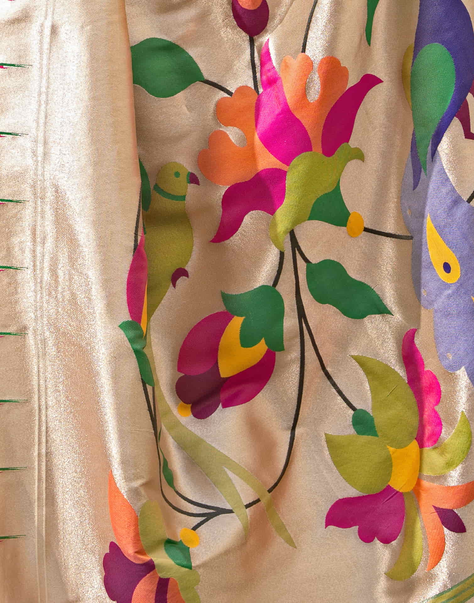 Cream Silk Weaving Paithani Saree - Image 6