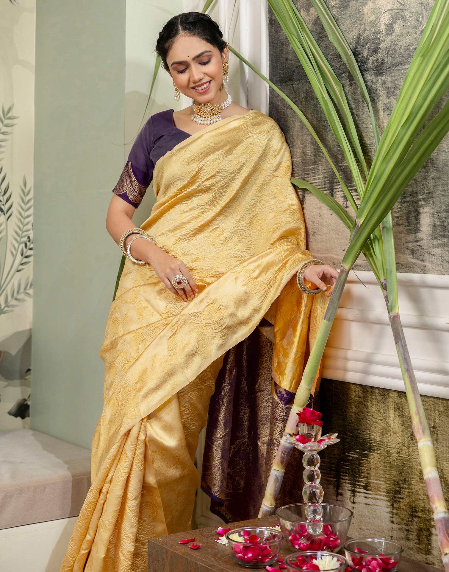 Cream Silk Woven Banarasi Saree - Image 10