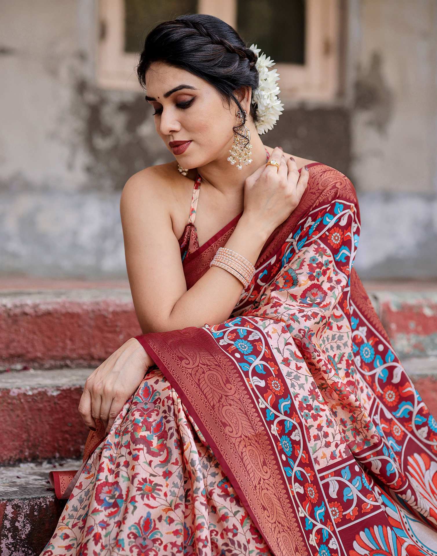 Cream Tussar Silk Printed Saree - Image 5
