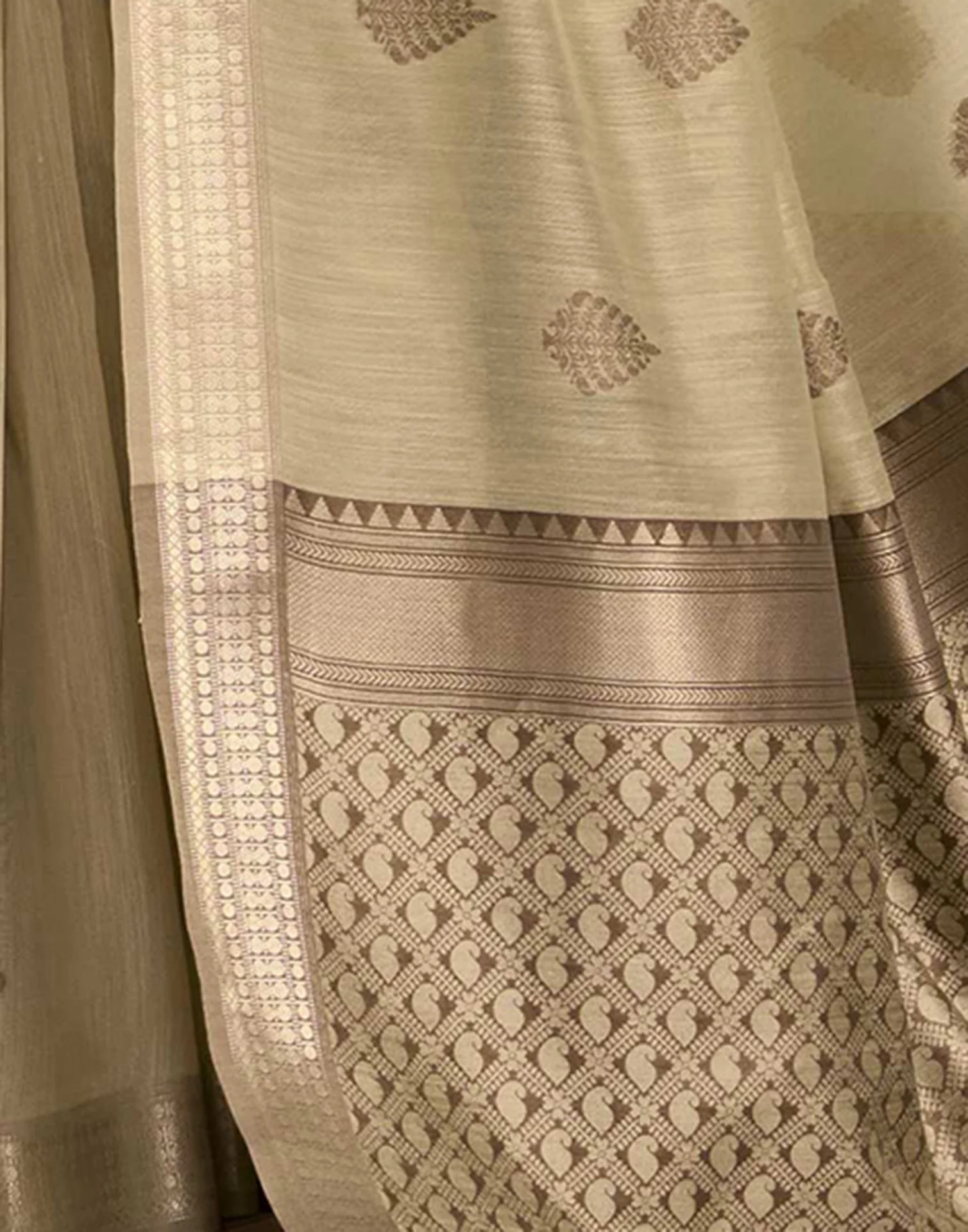 Dark Beige Cotton Woven Saree - Image 6