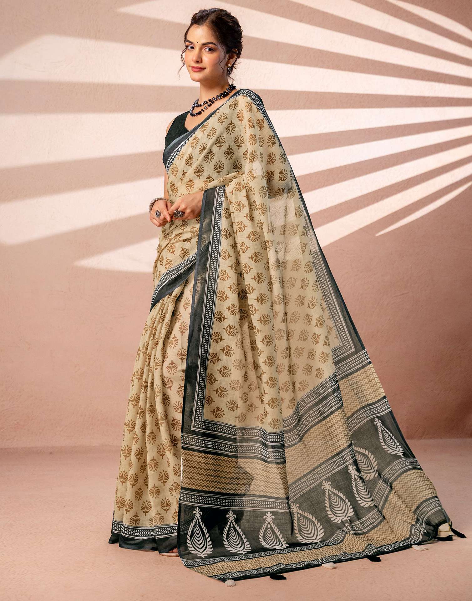 Dark Beige Linen Printed Saree - Image 4