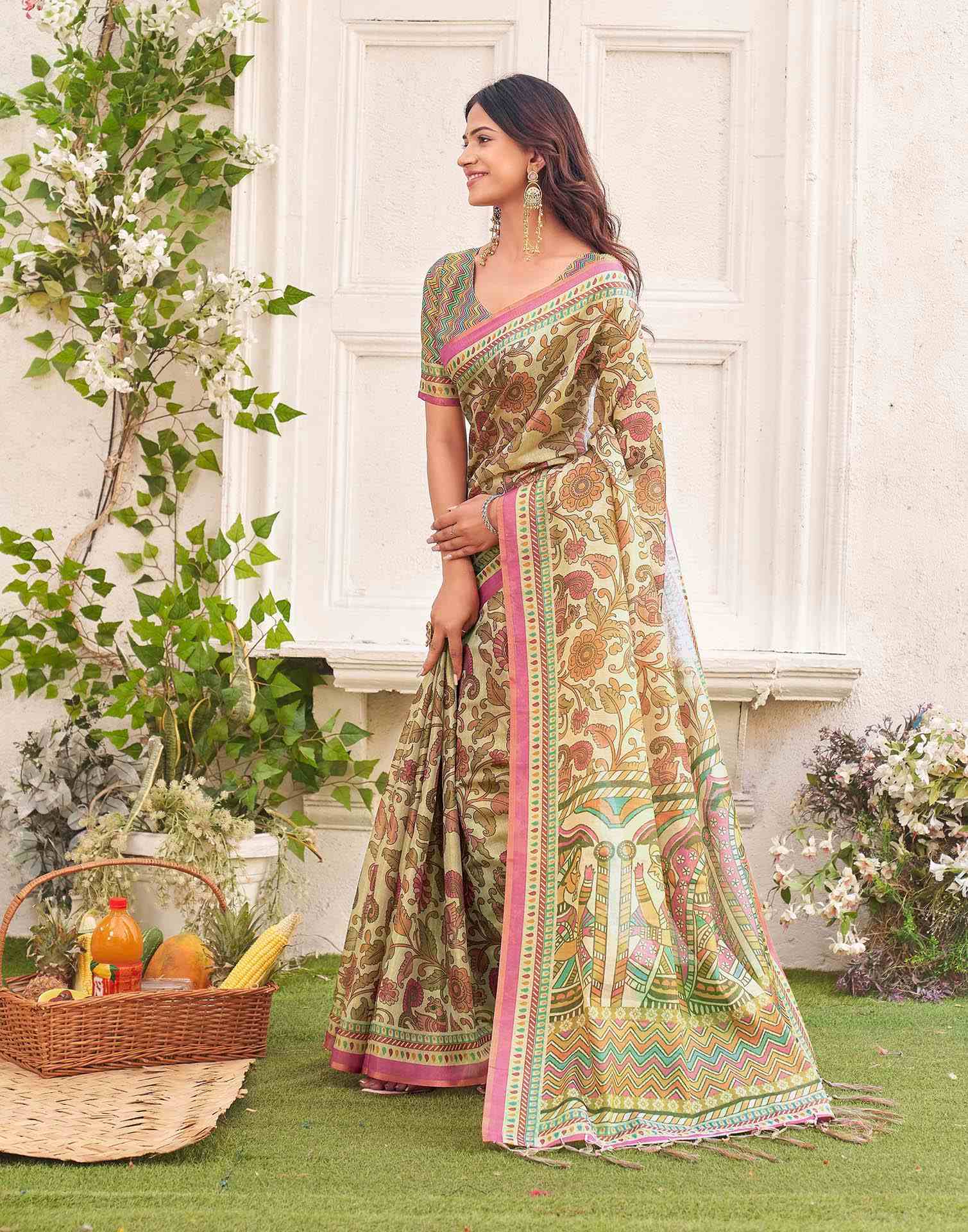 Dark Beige Shimmer Silk Printed Kalamkari SareeĀ - Image 4