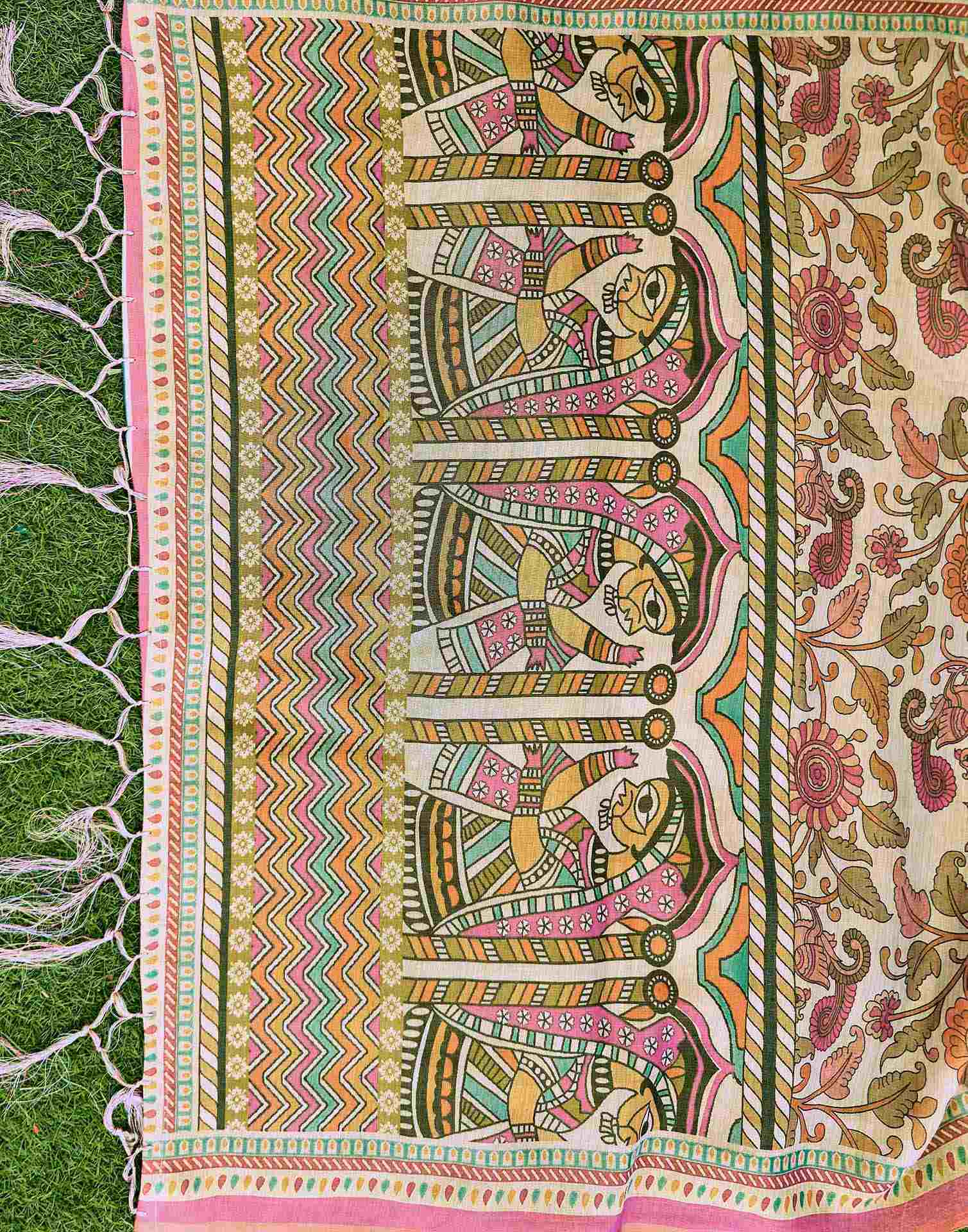 Dark Beige Shimmer Silk Printed Kalamkari SareeĀ - Image 7