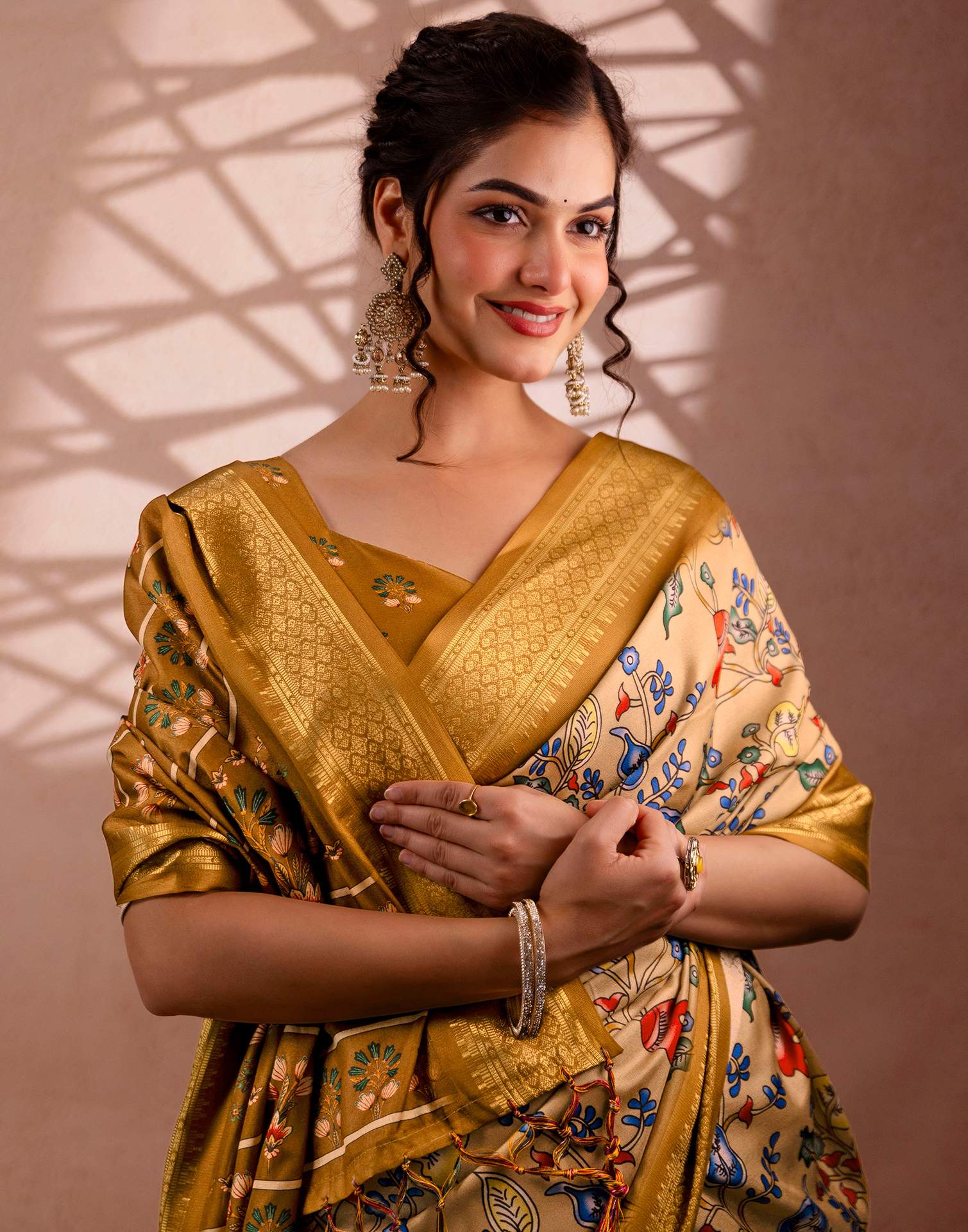 Dark Beige Silk Kalamkari Printed Woven Border Saree - Image 3