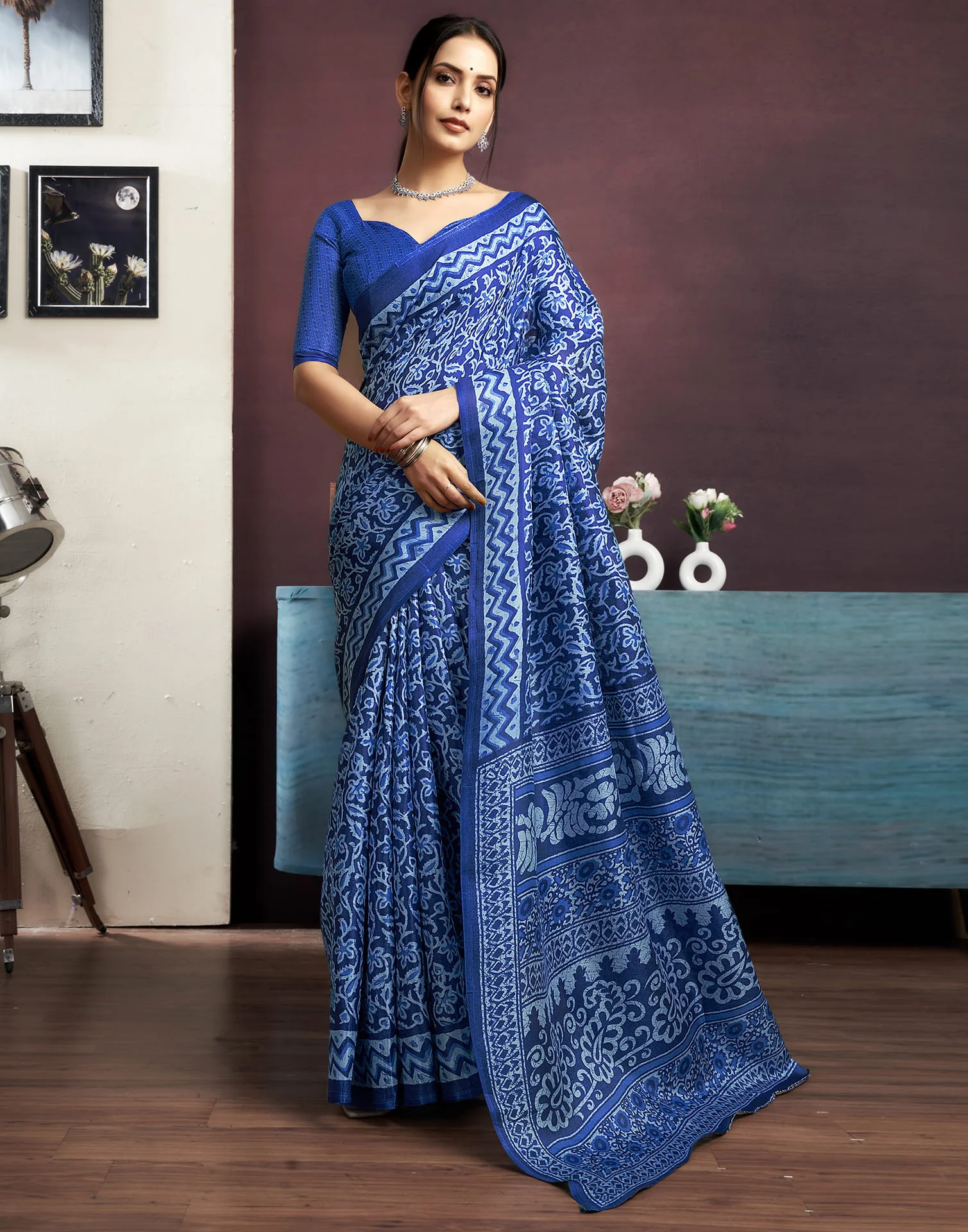 Indigo Cotton Blend Printed Saree - Image 4