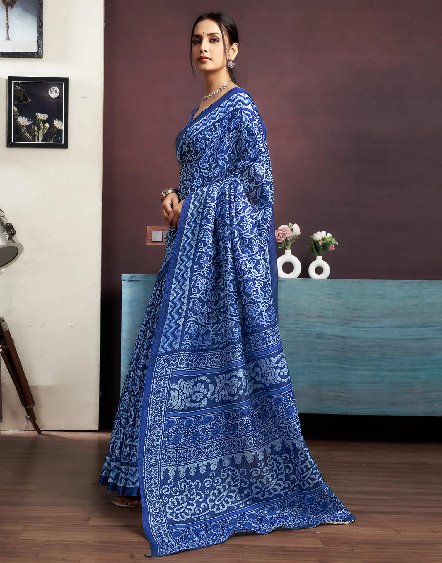 Indigo Cotton Blend Printed Saree - Image 6