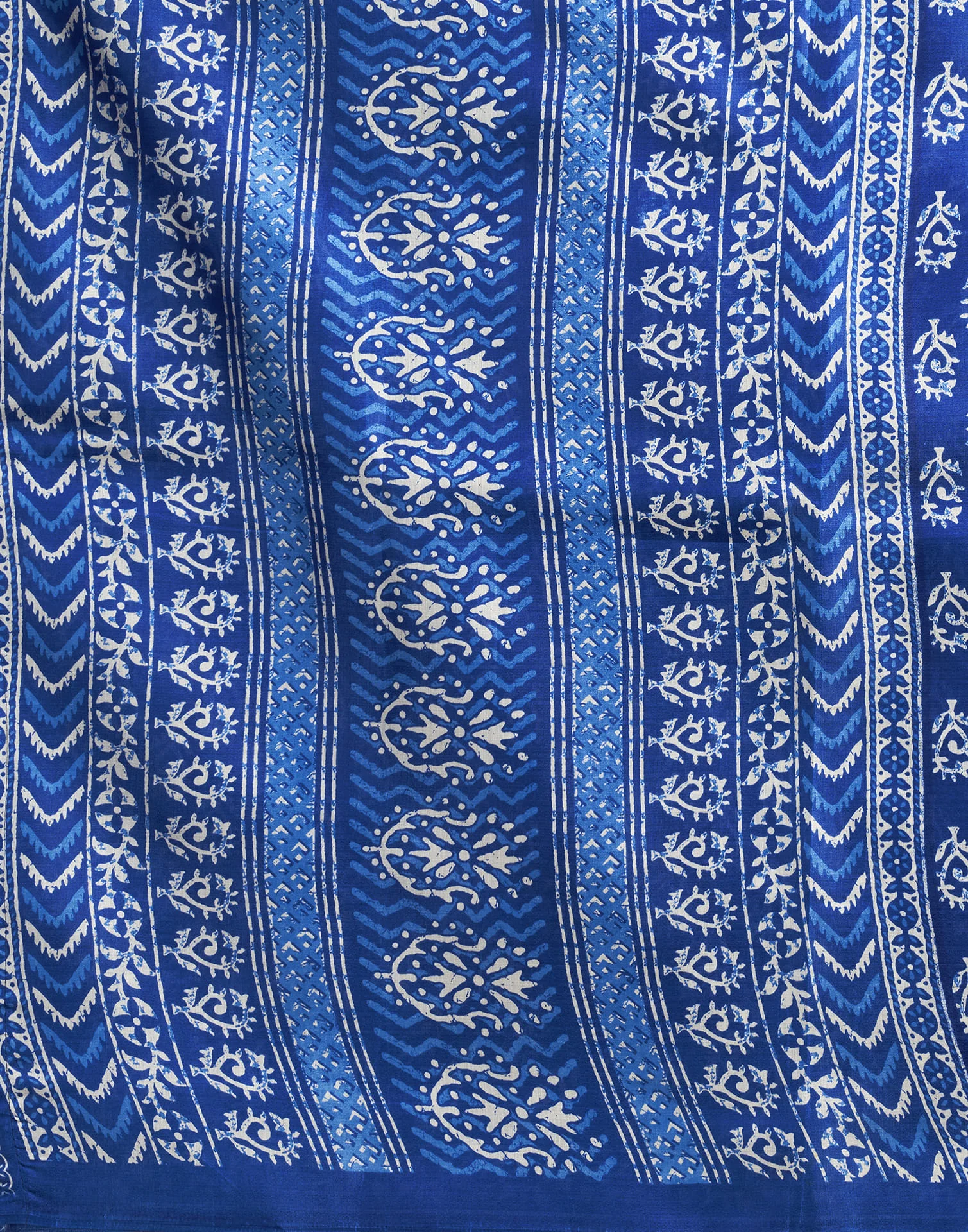Indigo Cotton Blend Printed Saree - Image 9